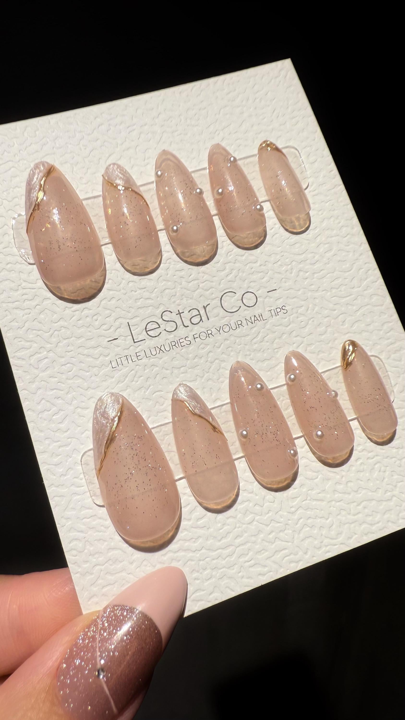 Reusable Pearl Accent | Premium Short Press on Nails Gel Manicure Handprint Pressons Handmade | Lestarco faux nails TMR1010