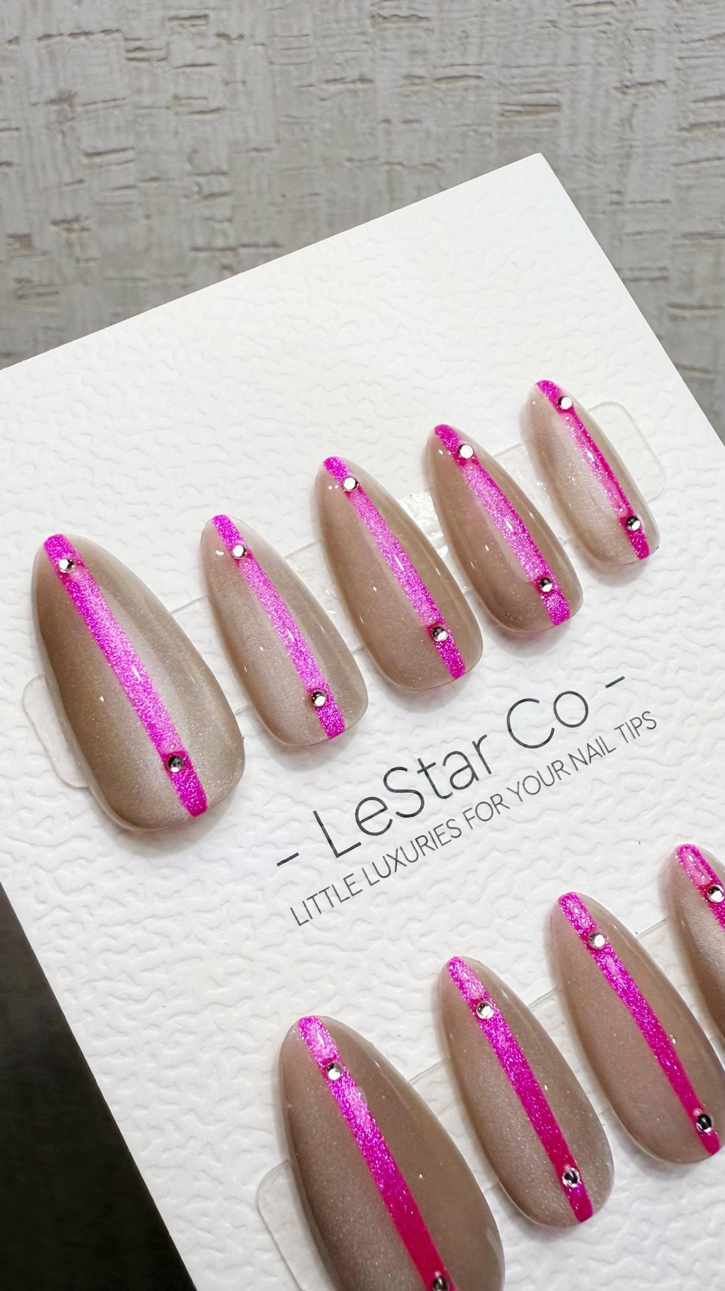 Reusable Neon Elegance Hot Pink Strike| Premium Press on Nails Gel Hand Painted Pressons Customizable Gel Nail Artist faux nails TMW1017