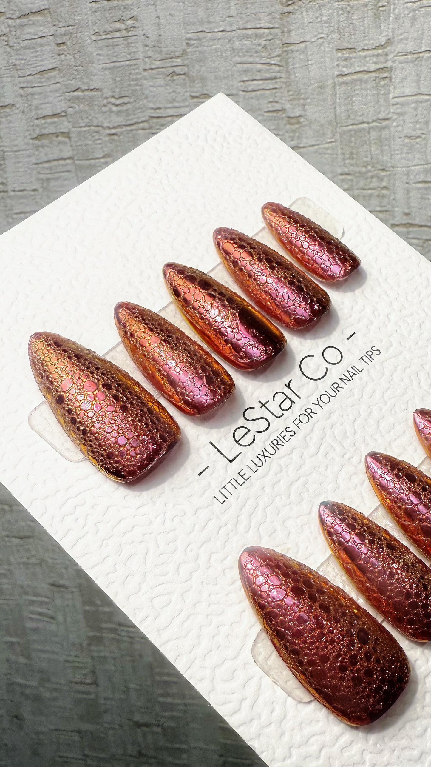 Reusable Golden Molten Peach Bubble Effect | Premium Press on Nails Gel Hand Painted Pressons Customizable Gel Nail fake nails WM1027