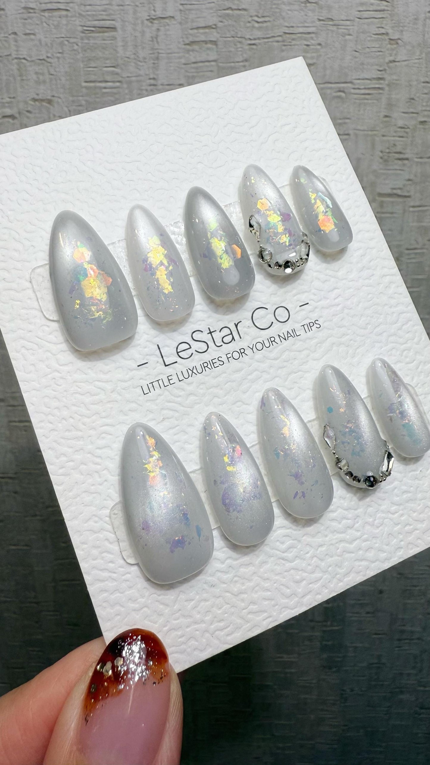Reusable Frozen Opal Cat Eye Effect | Premium Press on Nails Gel Hand Painted Pressons Customizable Gel Nail faux nails WM1015