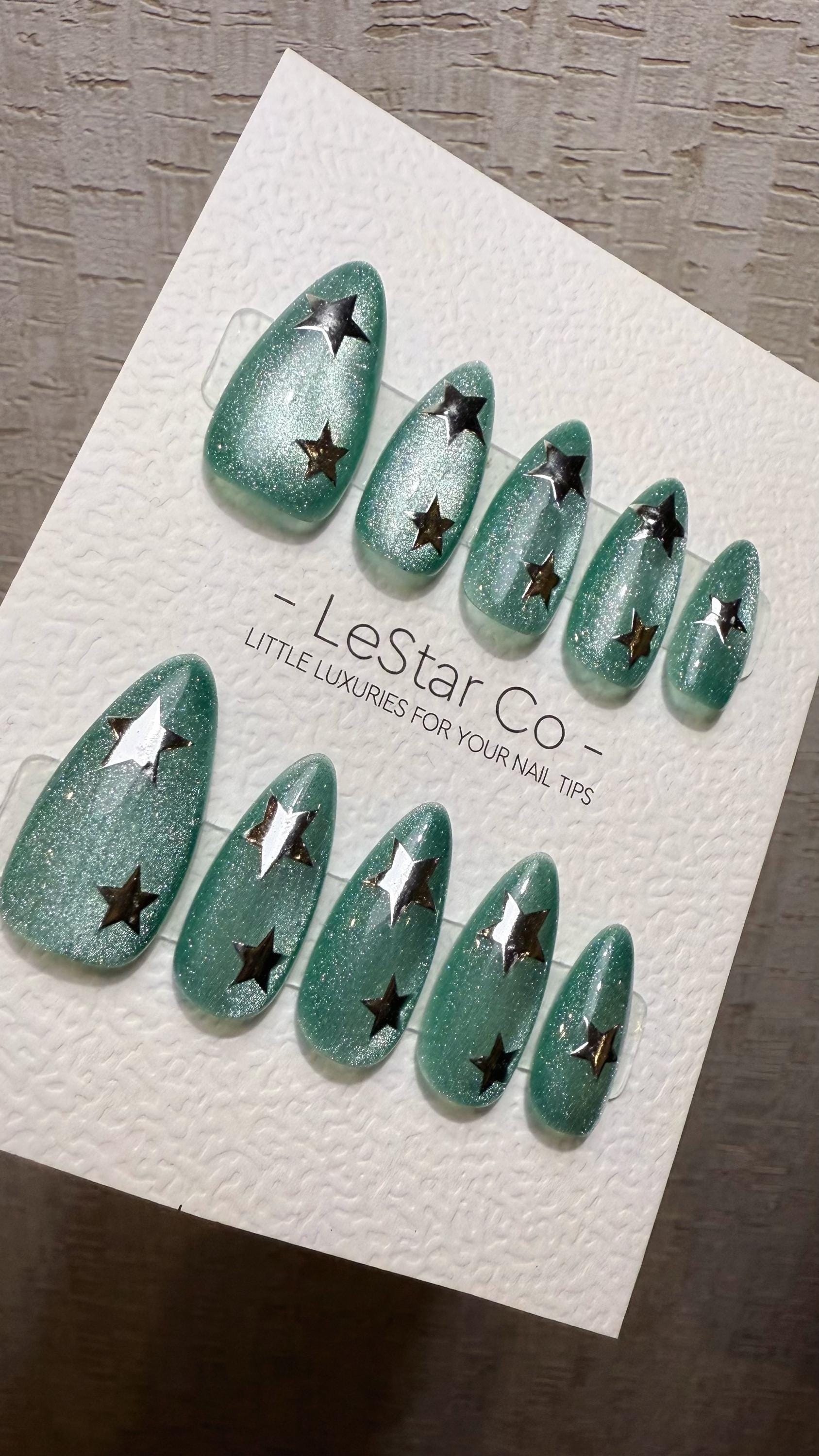Reusable Mint Cosmos Green Cat Eye Effect| Premium Press on Nails Gel Hand Painted Pressons Customizable Gel Nail Artist faux nails WM1013