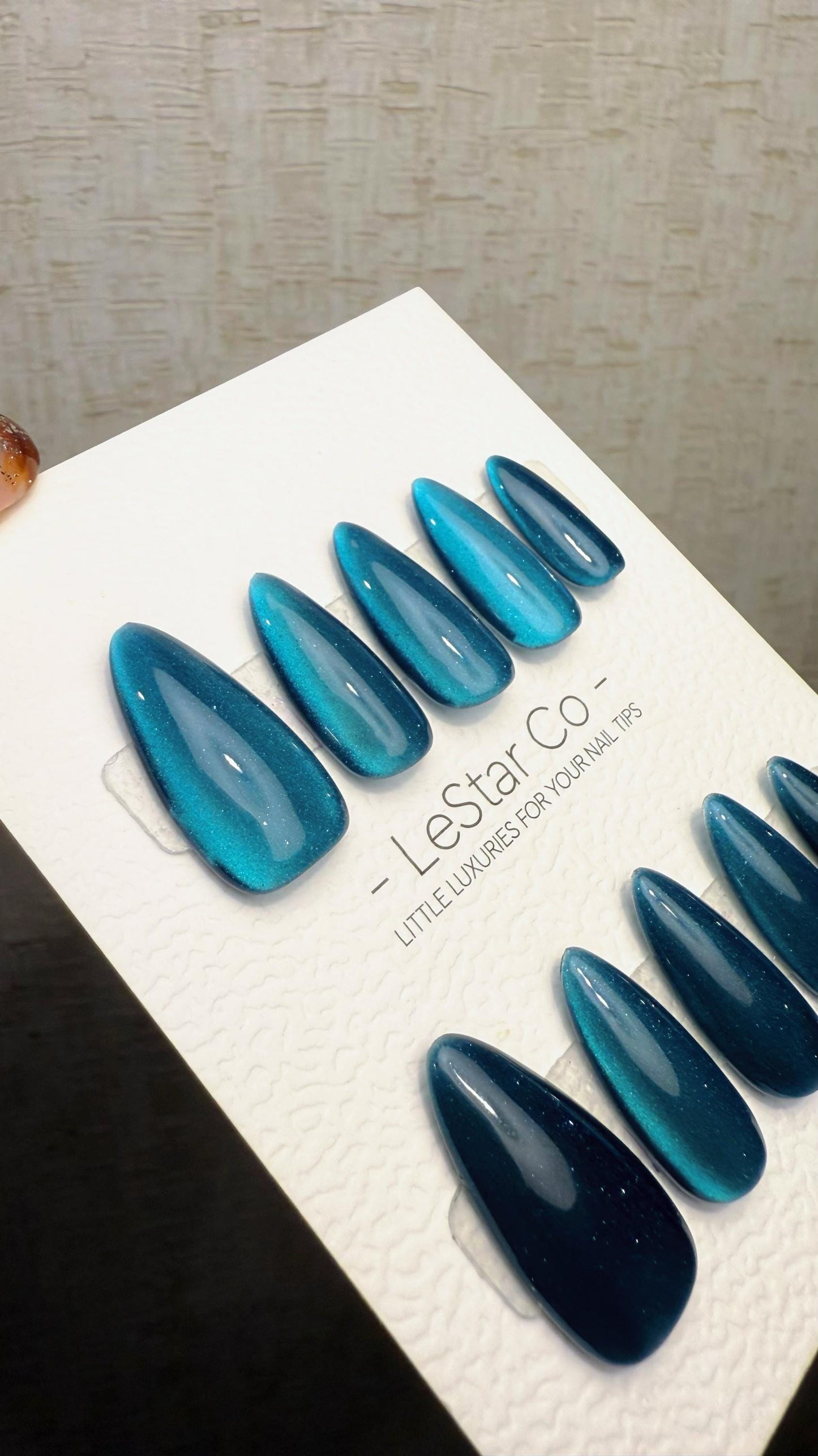 Reusable Ocean Pulse Blue Cat eye | Nails Premium Press on Nails Gel Manicure Handprint Pressons Handmade | Lestarco faux nails WM1033