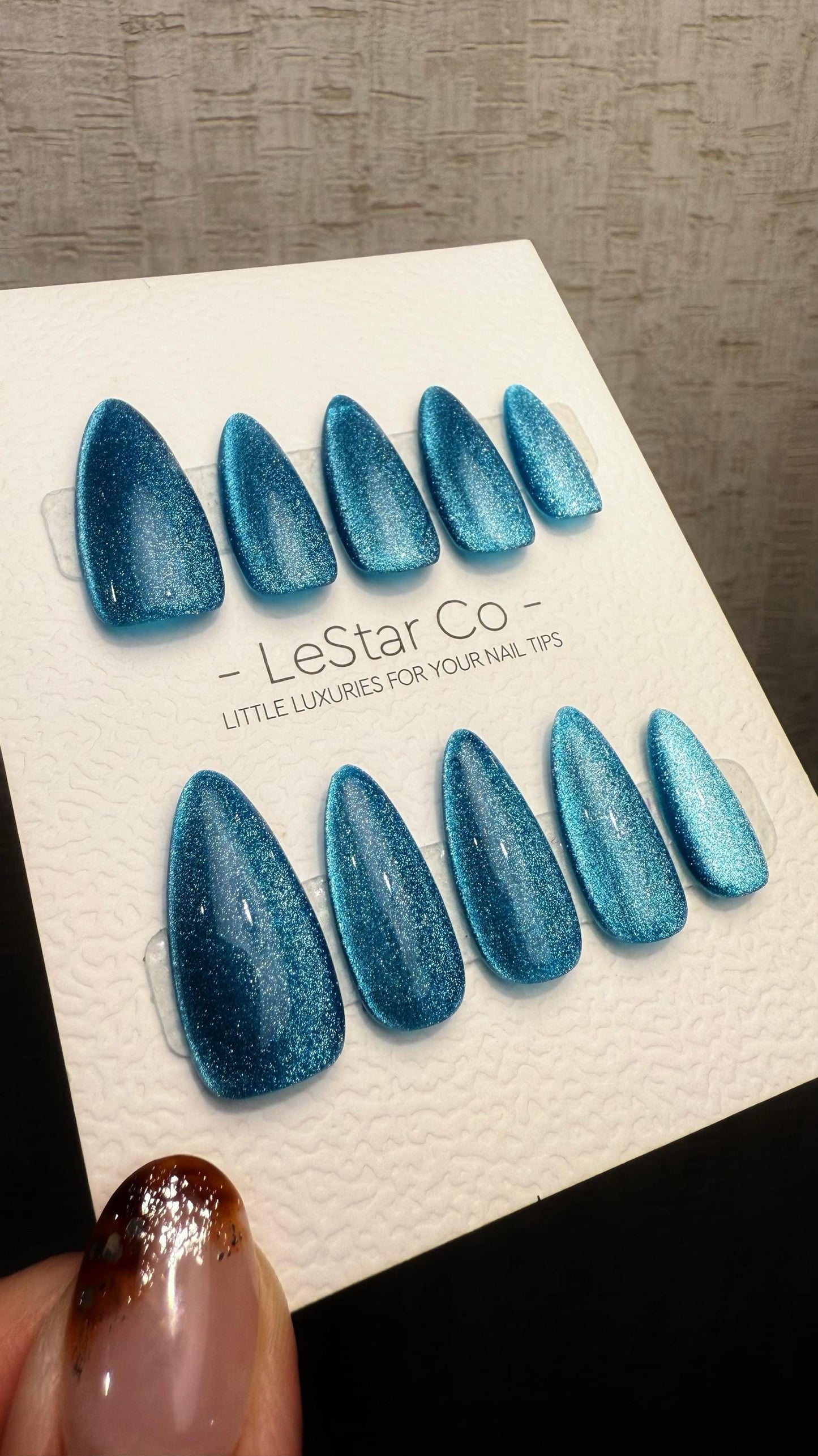 Reusable Icy Lagoon Blue Cat eye | Nails Premium Press on Nails Gel Manicure Handprint Pressons Handmade | Lestarco faux nails WM1035