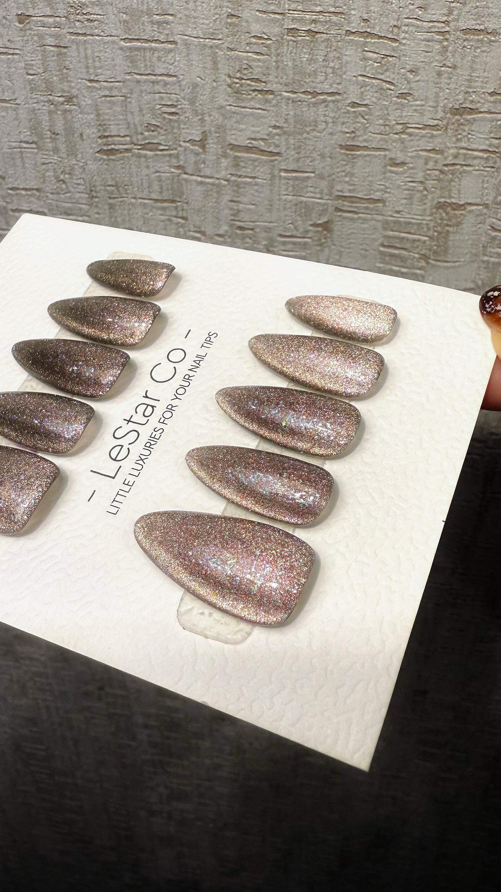 Reusable Champagne Stardust Cat Eye | Nails Premium Press on Nails Gel Manicure Handprint Pressons Handmade | Lestarco faux nails WM1026