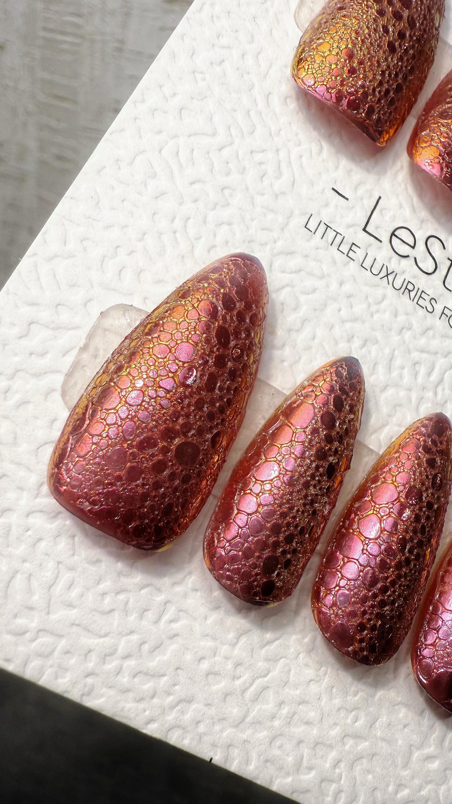 Reusable Golden Molten Peach Bubble Effect | Premium Press on Nails Gel Hand Painted Pressons Customizable Gel Nail fake nails WM1027