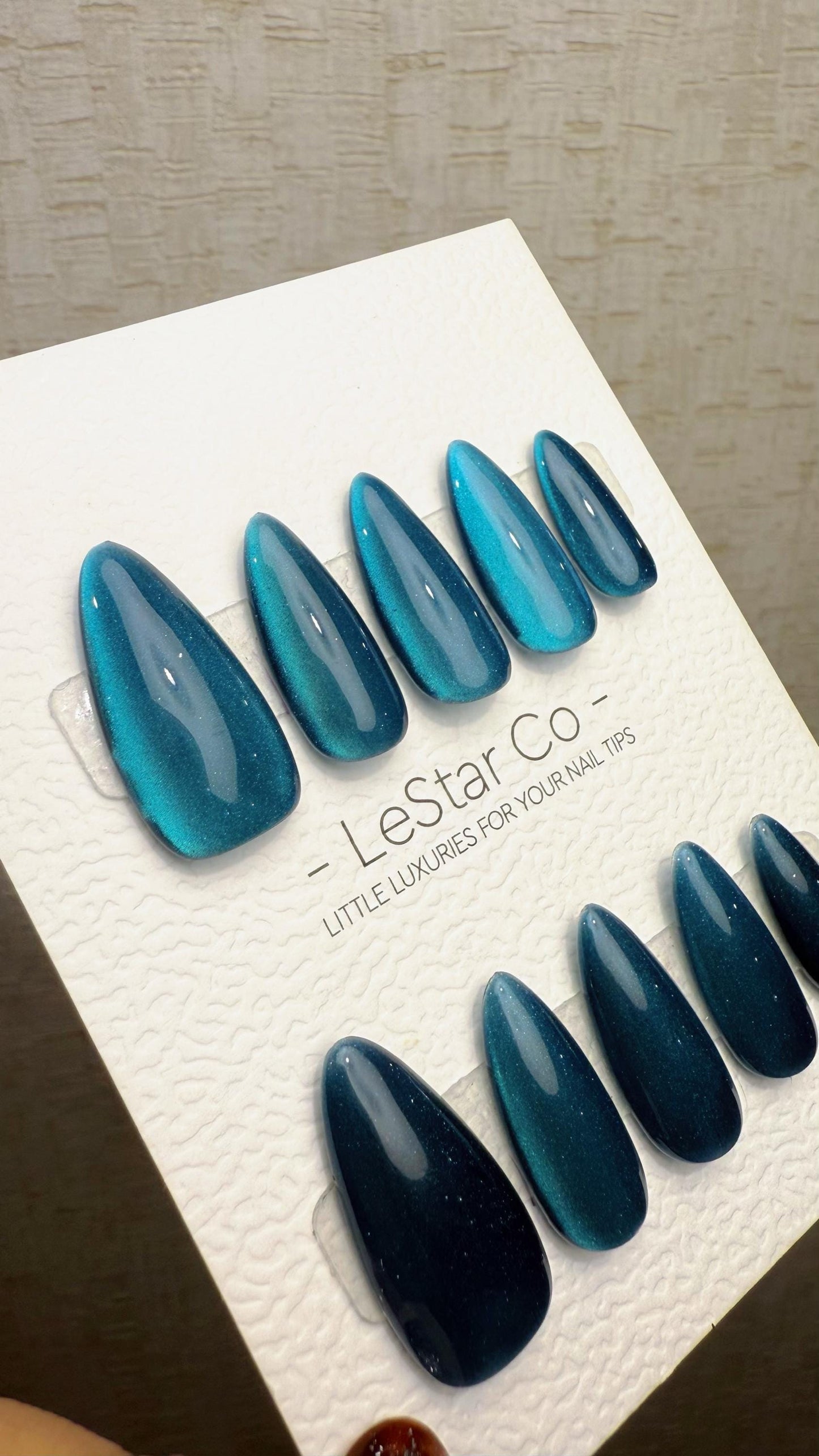 Reusable Ocean Pulse Blue Cat eye | Nails Premium Press on Nails Gel Manicure Handprint Pressons Handmade | Lestarco faux nails WM1033