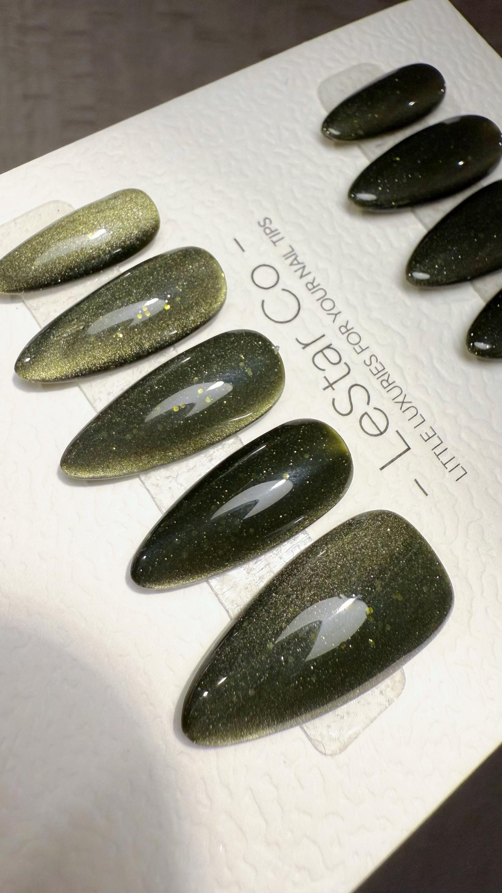 Reusable Venom Dust Olive Green Cat eye | Nails Premium Press on Nails Gel Manicure Handprint Pressons Handmade | Lestarco faux nails WM1037