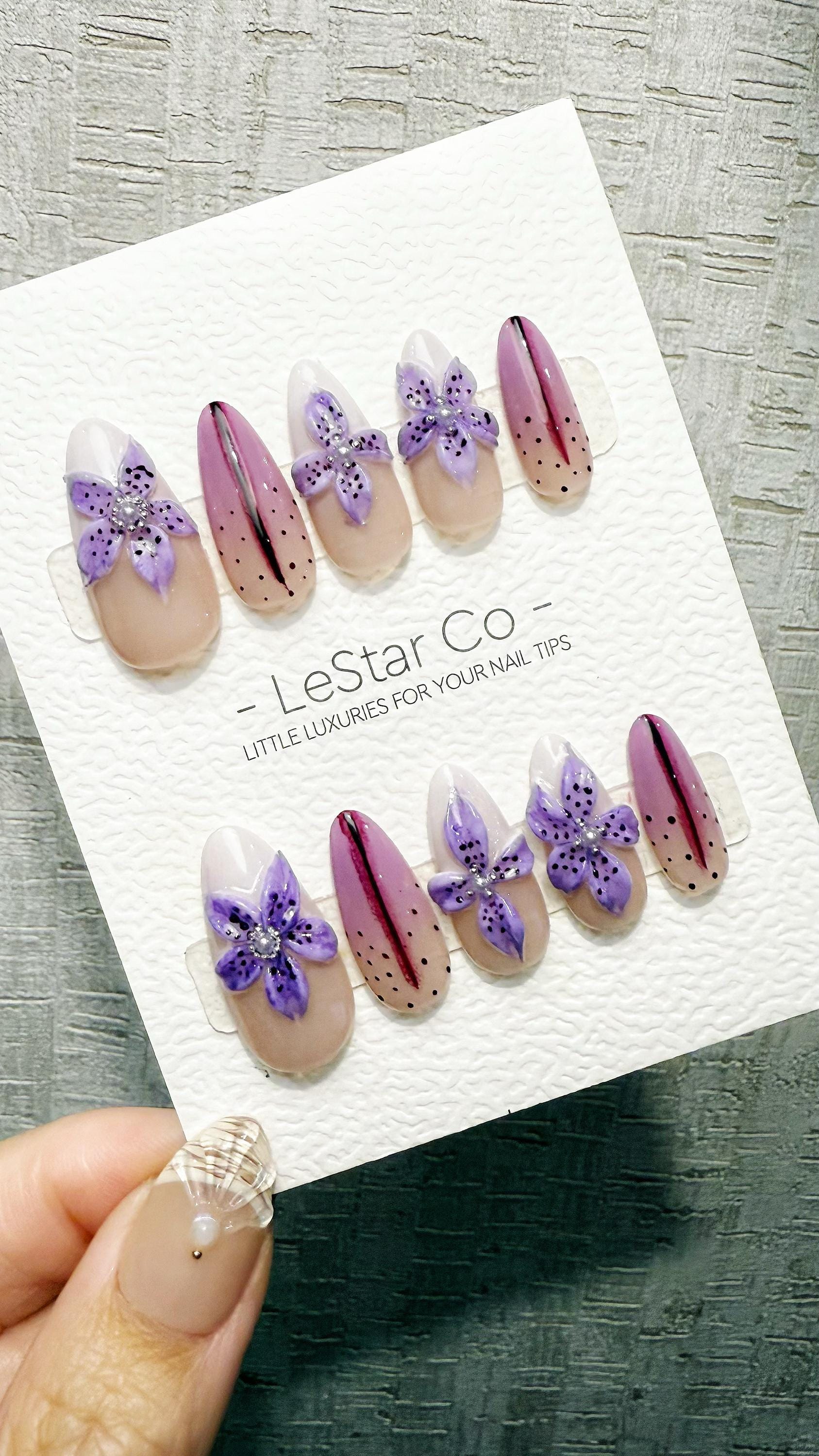 Amethyst Bloom 3D Flower French Tip Press On Nails Handmade Reusable Gel Nails ML1046
