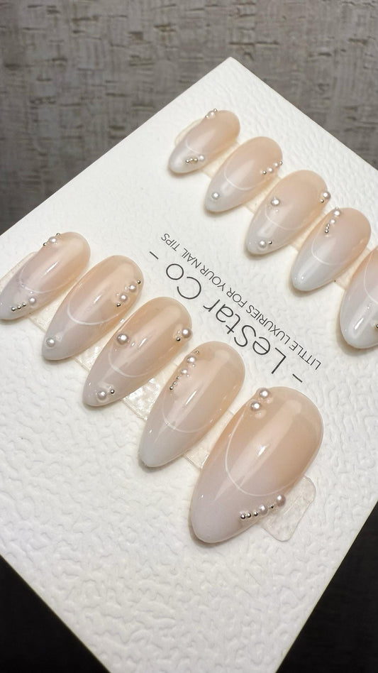 Reusable Ethereal Pearl| Premium Handmade Press on Nails Gel | Fake Nails | Cute Pressons Gel Nail Artist faux nails ML1056