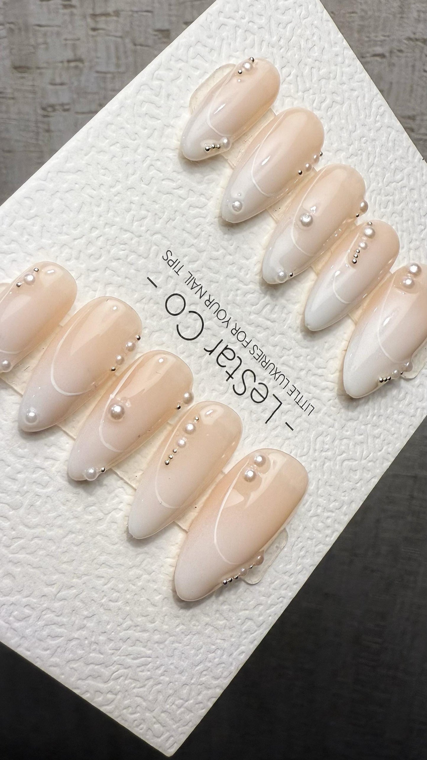 Reusable Ethereal Pearl| Premium Handmade Press on Nails Gel | Fake Nails | Cute Pressons Gel Nail Artist faux nails ML1056