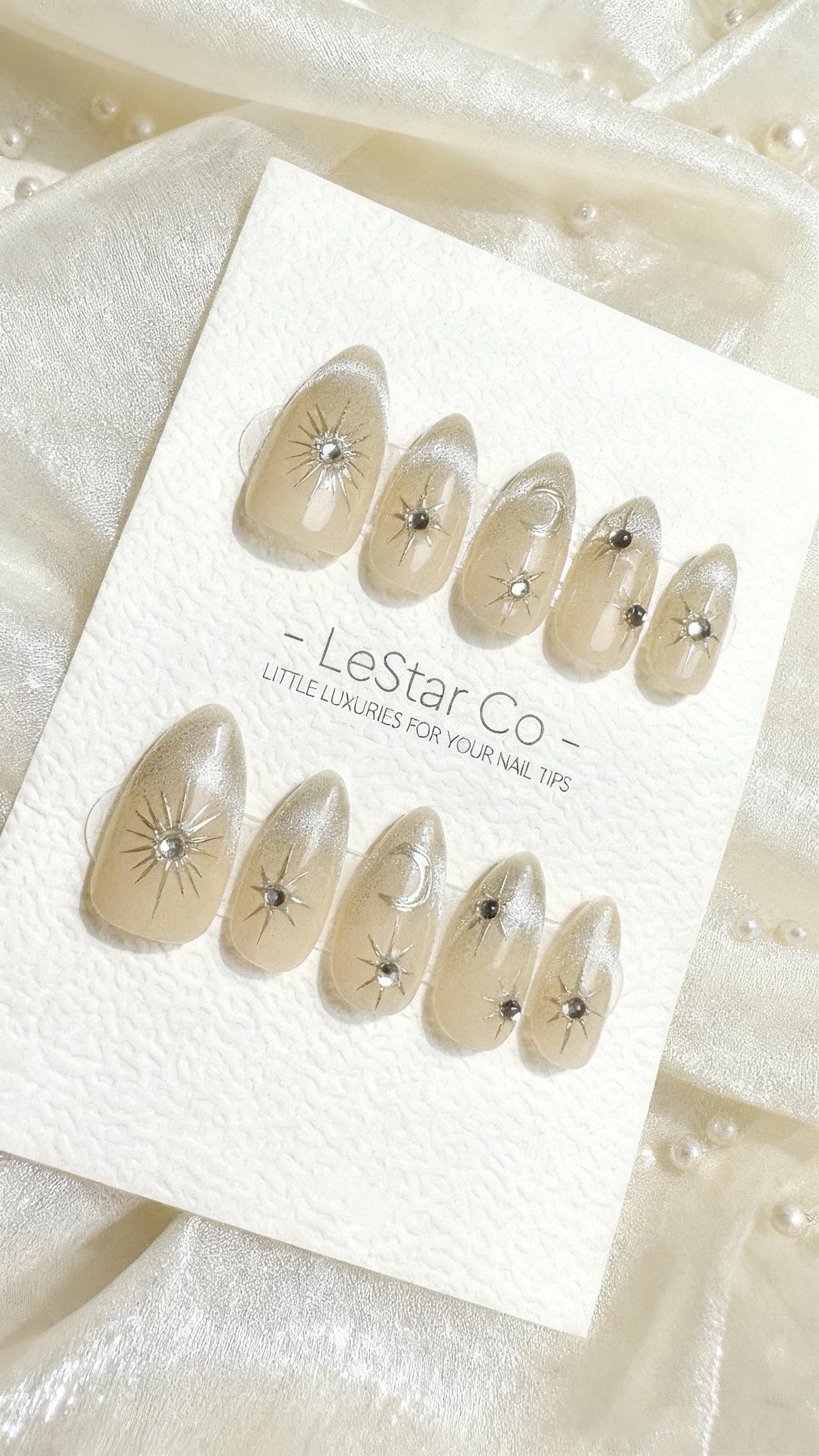 Reusable Celestial Gleam Cat Eye Effect French Tip| Premium Handmade Press on Nails Gel | Fake Nails | Cute Pressons Gel Nail faux nails