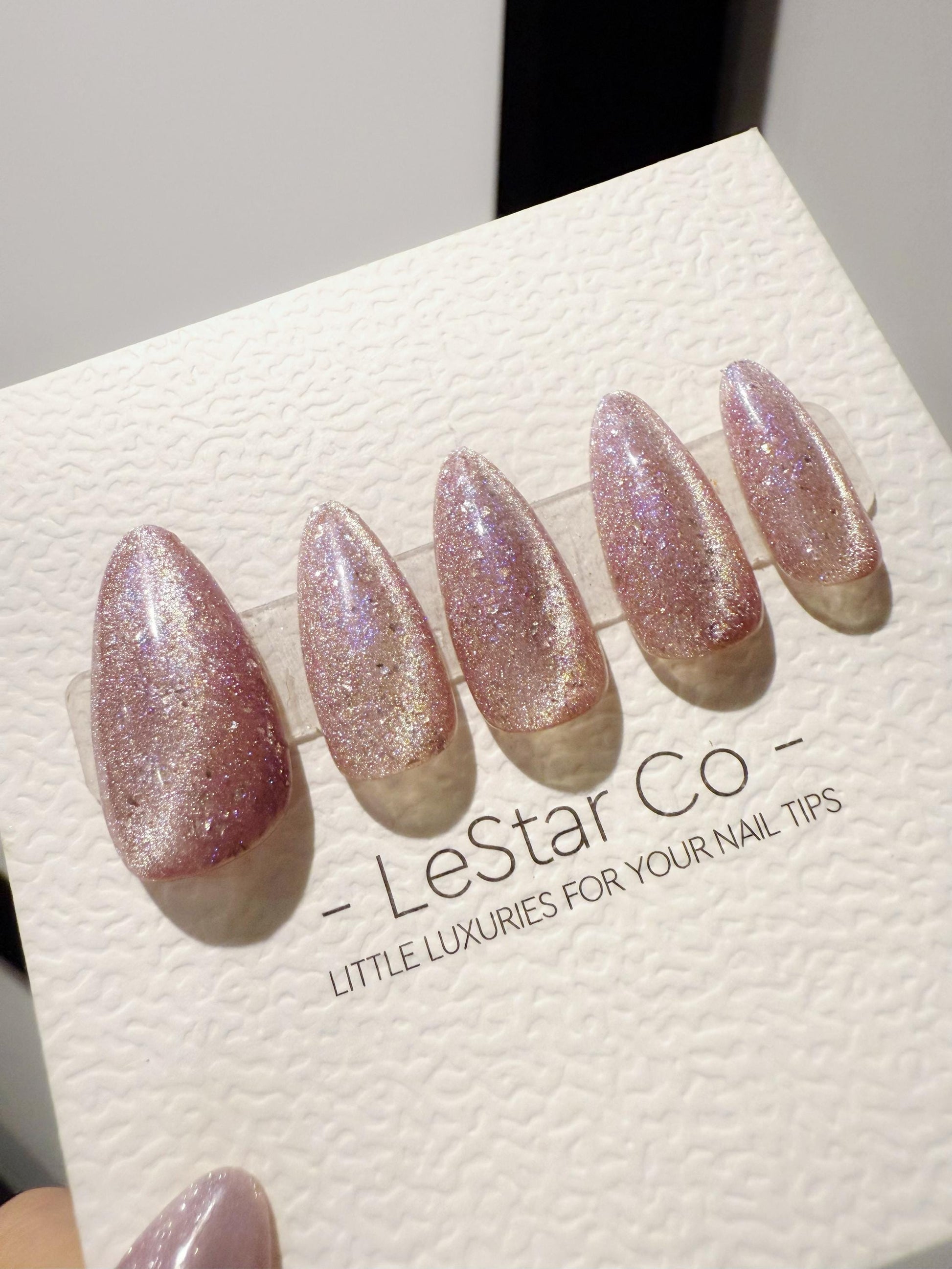 Reusable Celestial Lilac Sparkle Cat Eye Effect| Premium Handmade Press on Nails Gel | Fake Nails | Cute Pressons Gel Nail Artist faux nails