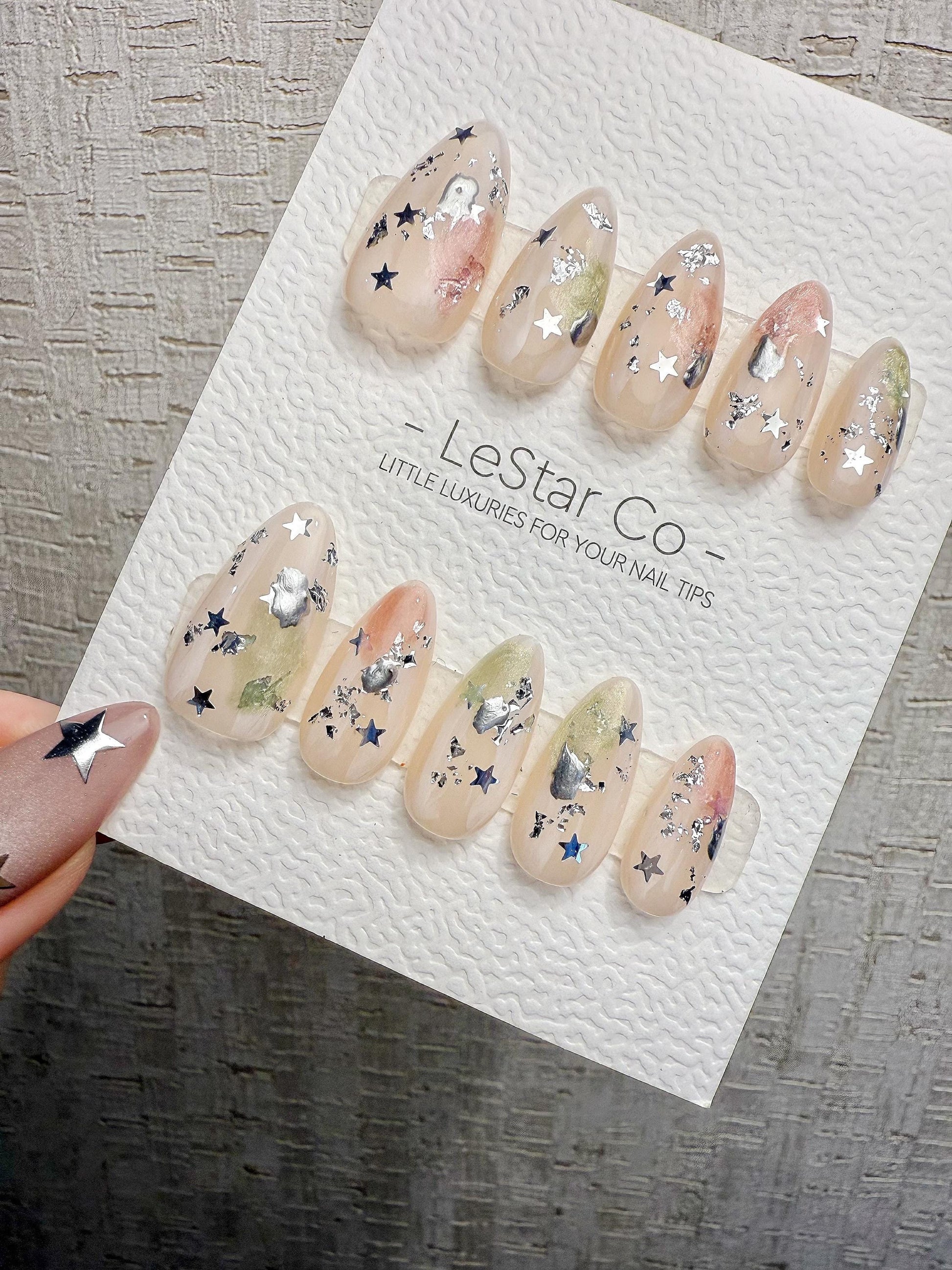 4for3 Timed Offer)Reusable Dreamfield Glow| Premium Handmade Press on Nails Gel | Fake Nails | Cute Pressons Gel Nail ML1074