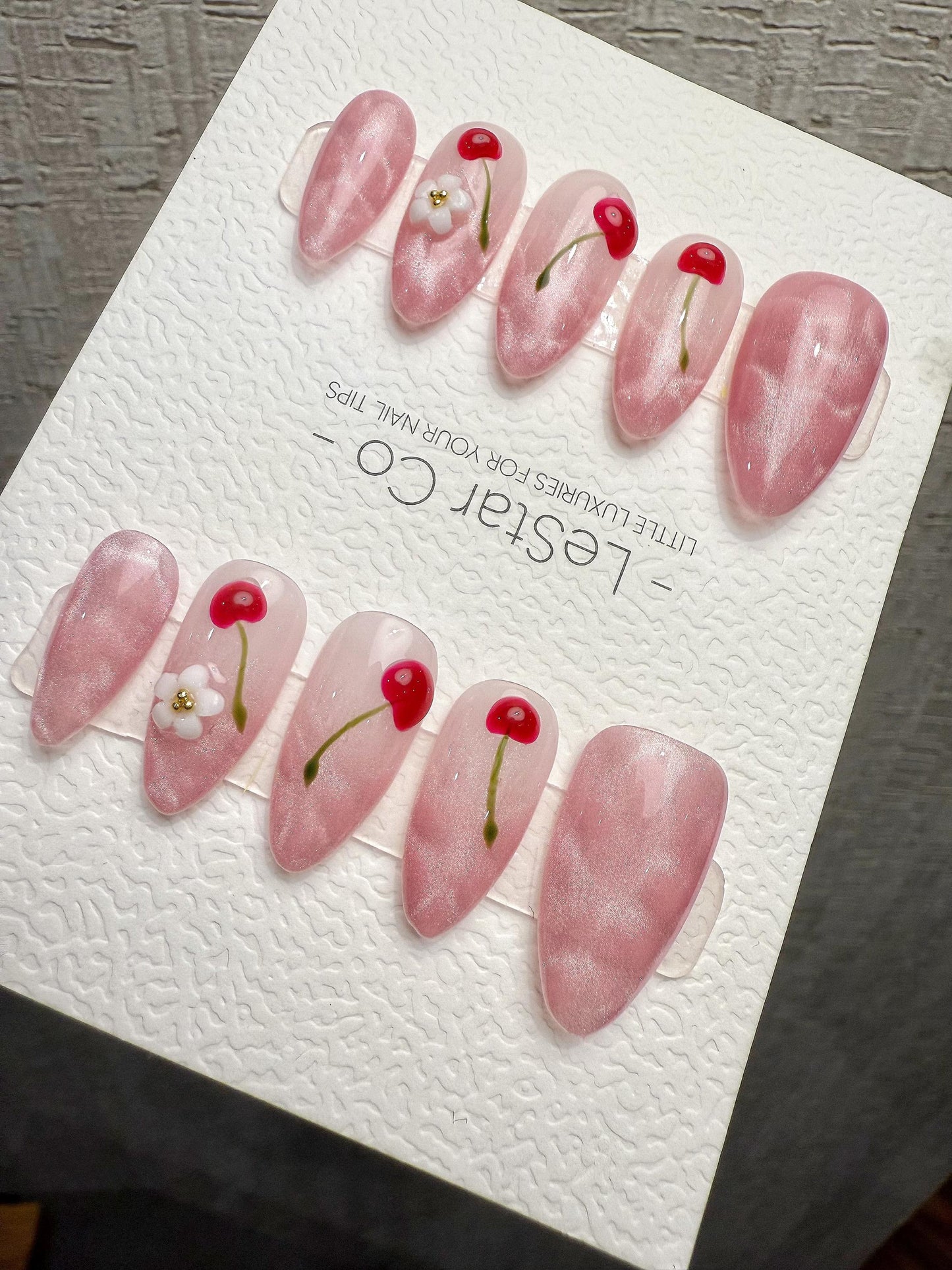 Reusable Blooming Cherry Day Cat Eye Effect| Premium Handmade Press on Nails Gel | Fake Nails | Cute Press ons Gel Nail ML1077