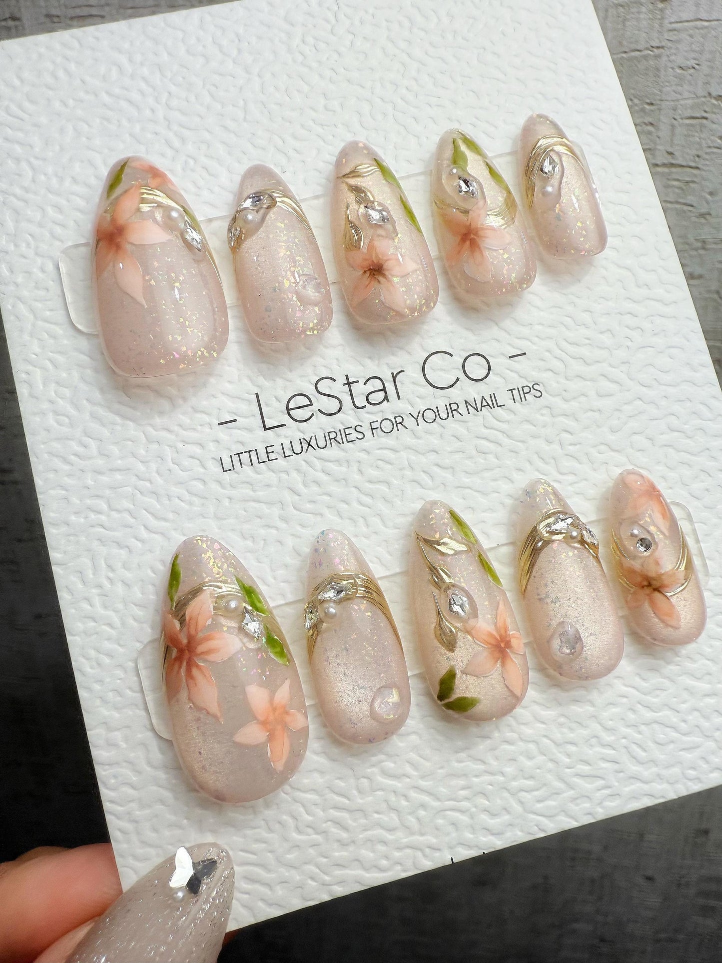 4for3 Timed Offer)Reusable Ethereal Garden Cat Eye Effect| Premium Handmade Press on Nails Gel | Fake Nails | Cute Pressons Gel Nail QN1085