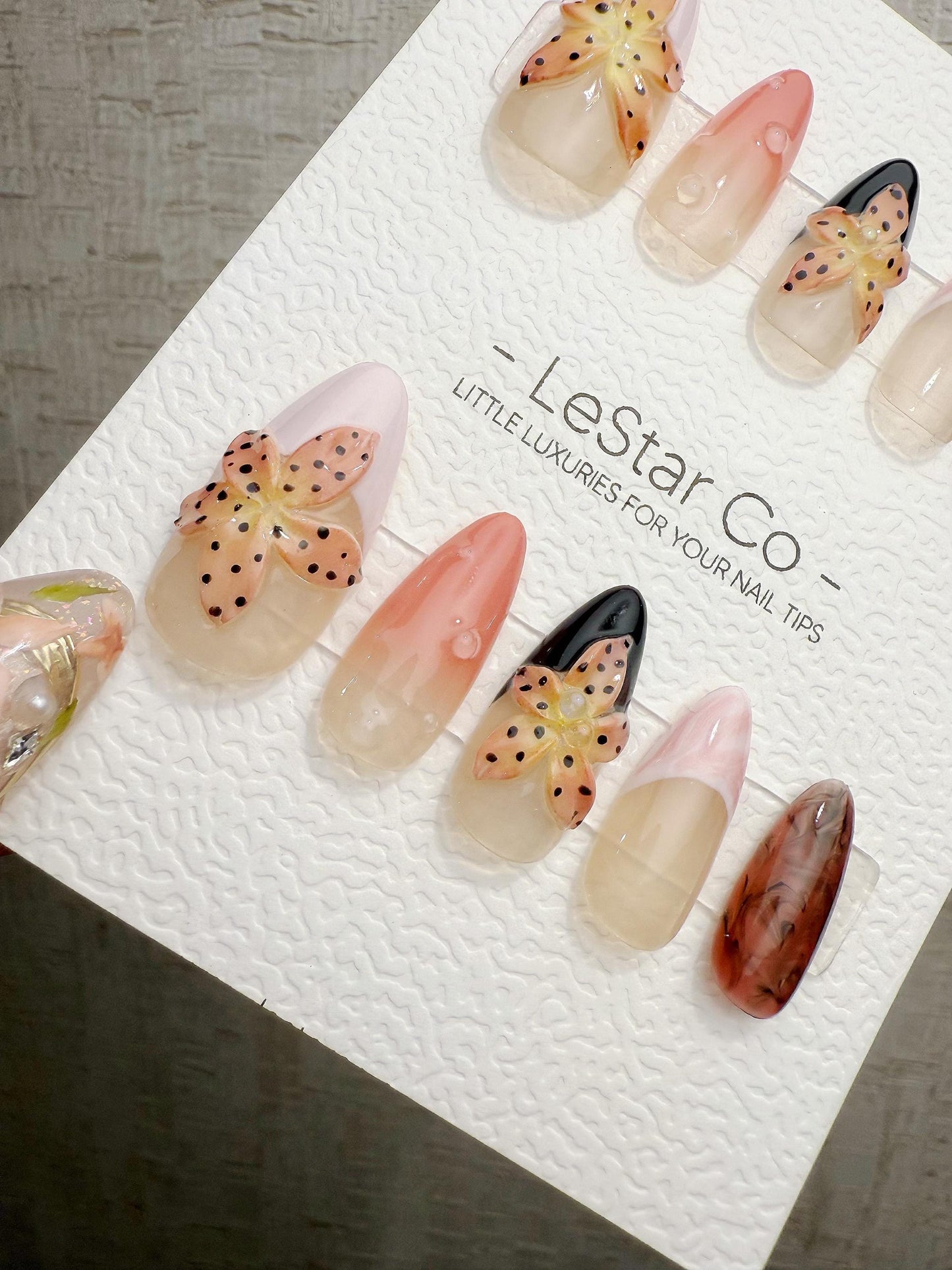 4for3 Timed Offer)Reusable Pink Petal Playtime 3D Effect | Premium Handmade Press on Nails Gel | Fake Nails | Pressons Gel Nail TMR1092