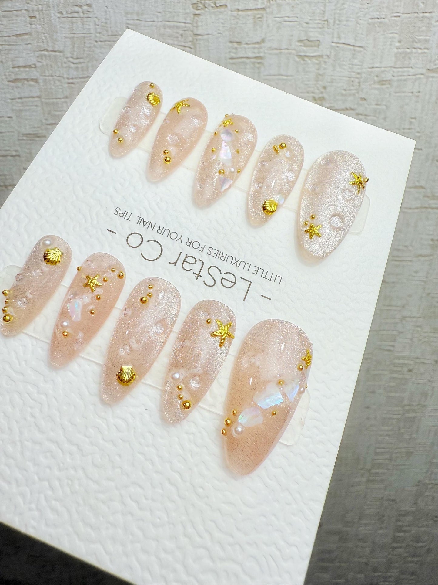 4for3 Timed Offer)Reusable Seashell Sparkle Shore Cat Eye Effect |Premium Handmade Press on Nails Gel | Fake Nails | Pressons Nail TMR1093