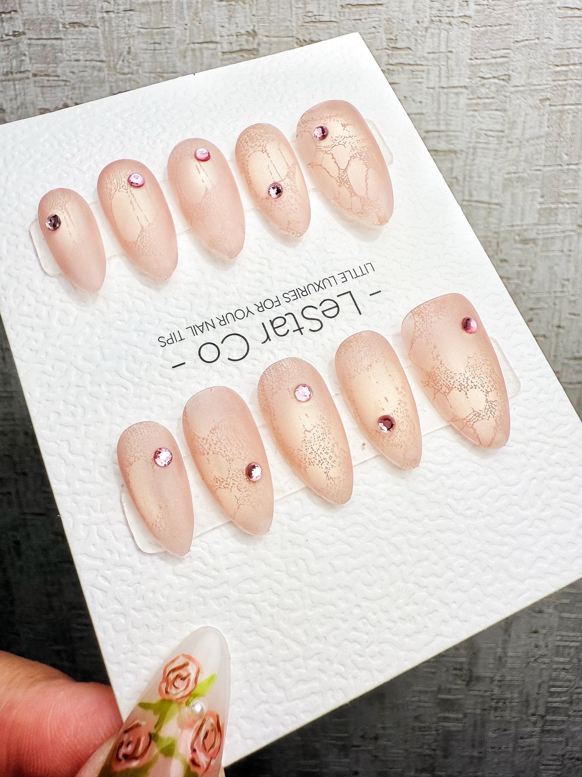 4for3 Timed Offer)Reusable Dusty Rose Veil Cat Eye Effect |Premium Handmade Press on Nails Gel | Fake Nails | Cute Pressons Nail ML1099