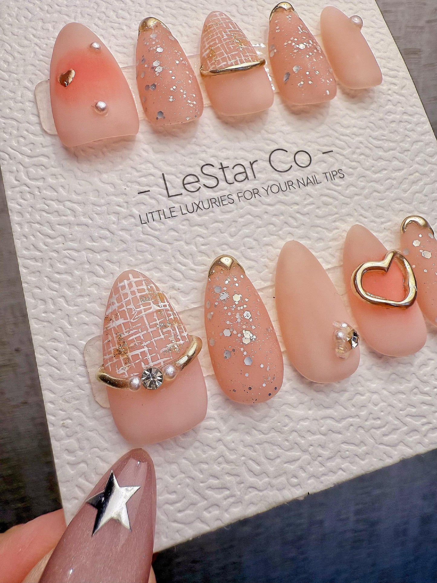 4for3 Timed Offer)Reusable Sweetheart Glow 3D Effect| Premium Handmade Press on Nails Gel | Fake Nails | Cute Pressons Gel Nail MC1071