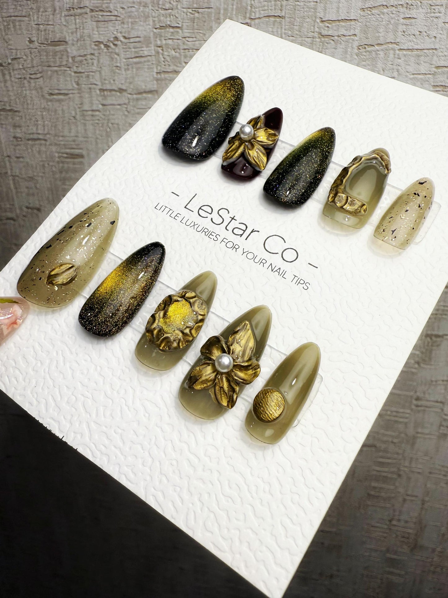 4for3 Timed Offer)Reusable Antique Bloom Charm Cat Eye Effect | Premium Handmade Press on Nails Gel | Fake Nails | Pressons Gel Nail TMR1091