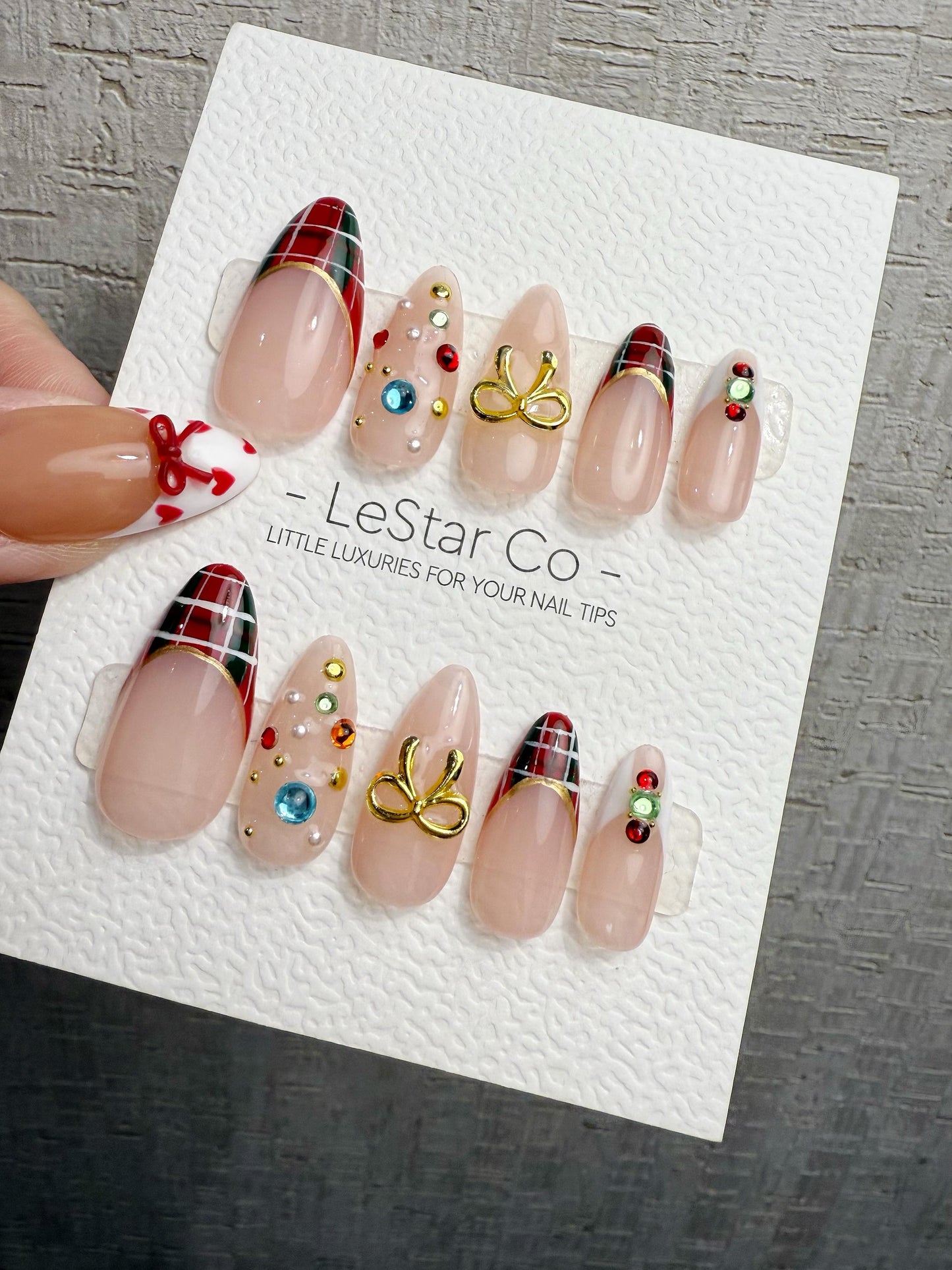 Reusable Christmas Bow Dream | Handmade Press On Gel Acrylic Nails | 4for3 Timed Offer