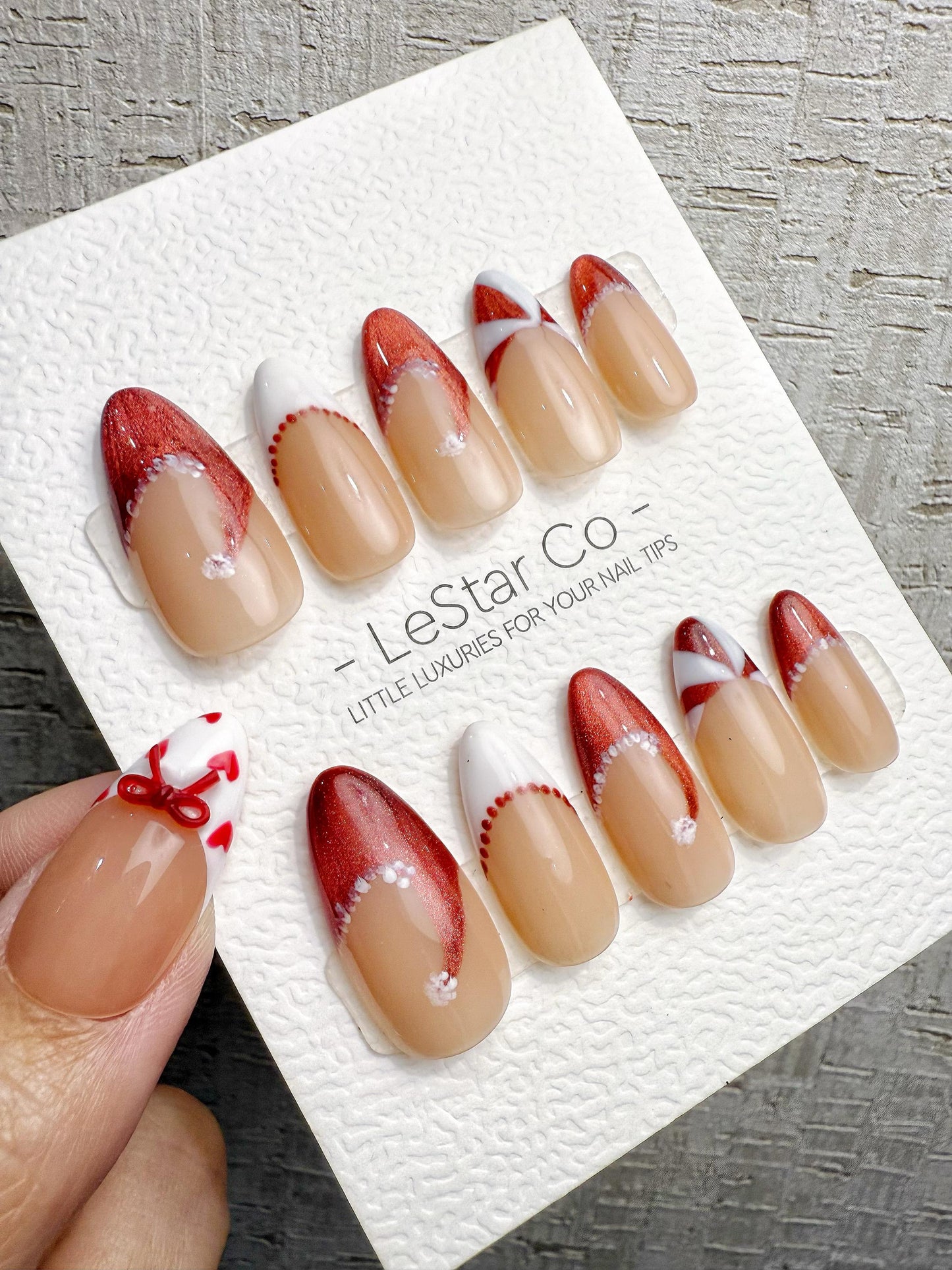 Reusable Christmas Hat Cat Eye | Handmade Press On Gel Acrylic Nails | 4for3 Timed Offer
