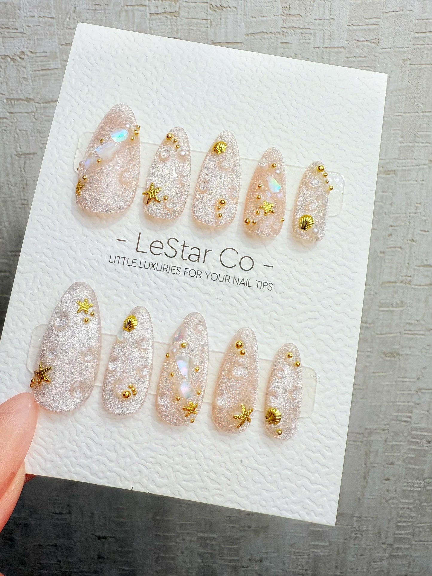 4for3 Timed Offer)Reusable Seashell Sparkle Shore Cat Eye Effect |Premium Handmade Press on Nails Gel | Fake Nails | Pressons Nail TMR1093