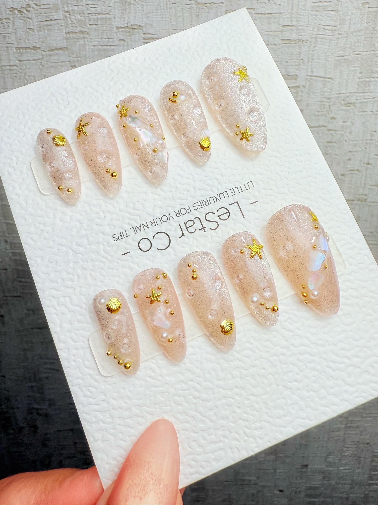 4for3 Timed Offer)Reusable Seashell Sparkle Shore Cat Eye Effect |Premium Handmade Press on Nails Gel | Fake Nails | Pressons Nail TMR1093