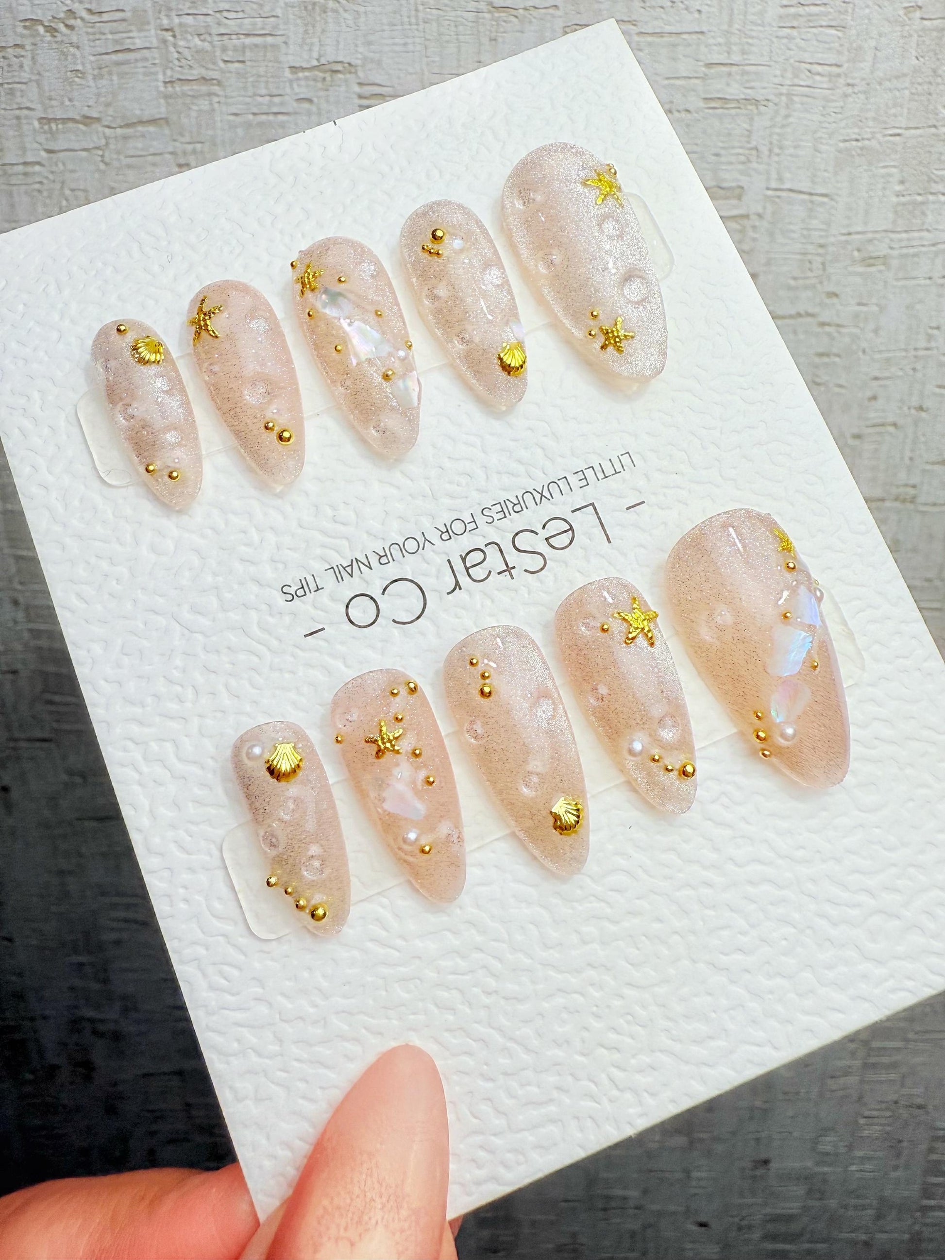 4for3 Timed Offer)Reusable Seashell Sparkle Shore Cat Eye Effect |Premium Handmade Press on Nails Gel | Fake Nails | Pressons Nail TMR1093