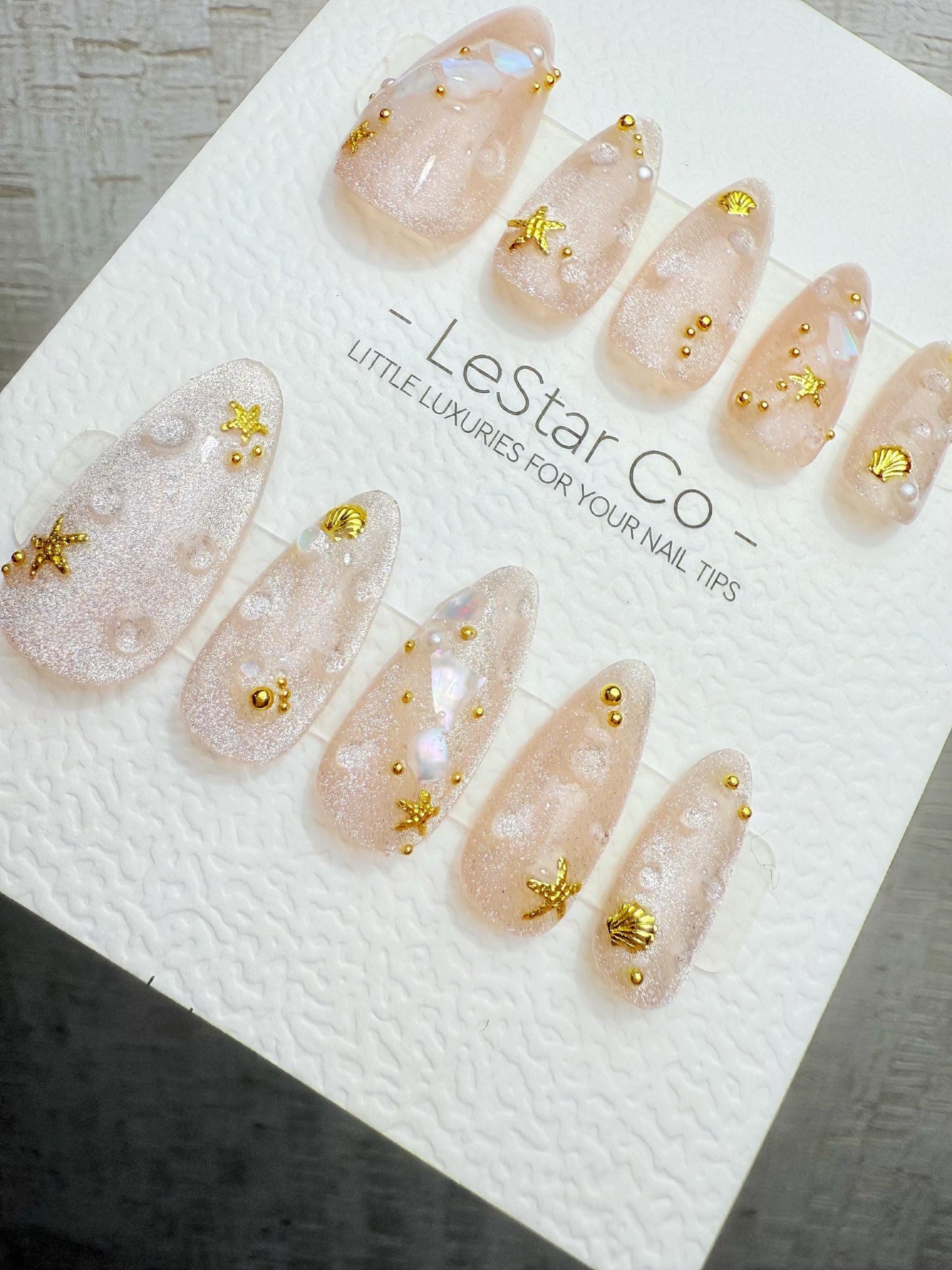 4for3 Timed Offer)Reusable Seashell Sparkle Shore Cat Eye Effect |Premium Handmade Press on Nails Gel | Fake Nails | Pressons Nail TMR1093