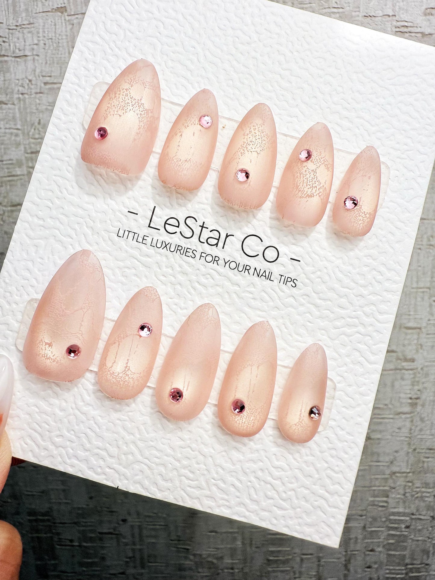 4for3 Timed Offer)Reusable Dusty Rose Veil Cat Eye Effect |Premium Handmade Press on Nails Gel | Fake Nails | Cute Pressons Nail ML1099