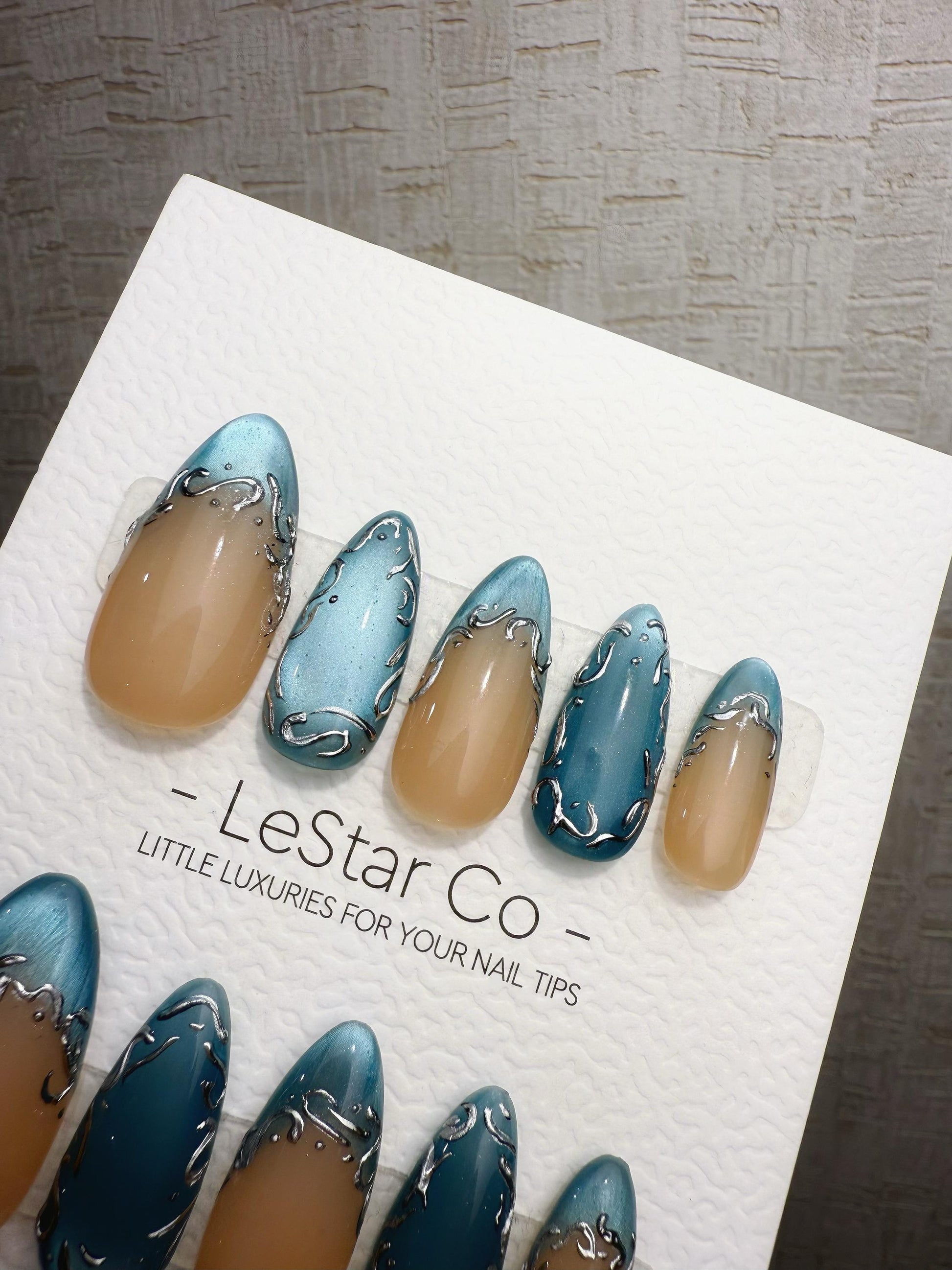 4for3 Timed Offer) Reusable Aqua Silk Drizzle | Handmade Press On Gel Acrylic Nails