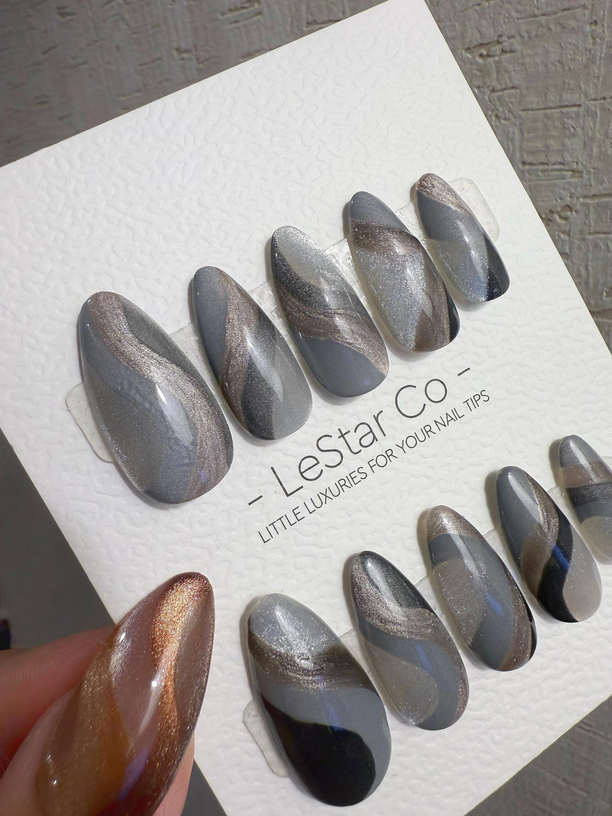 Reusable Grey Silver Cat Eye Swirl | Handmade Press On Gel Nails | 4for3 Timed Offer