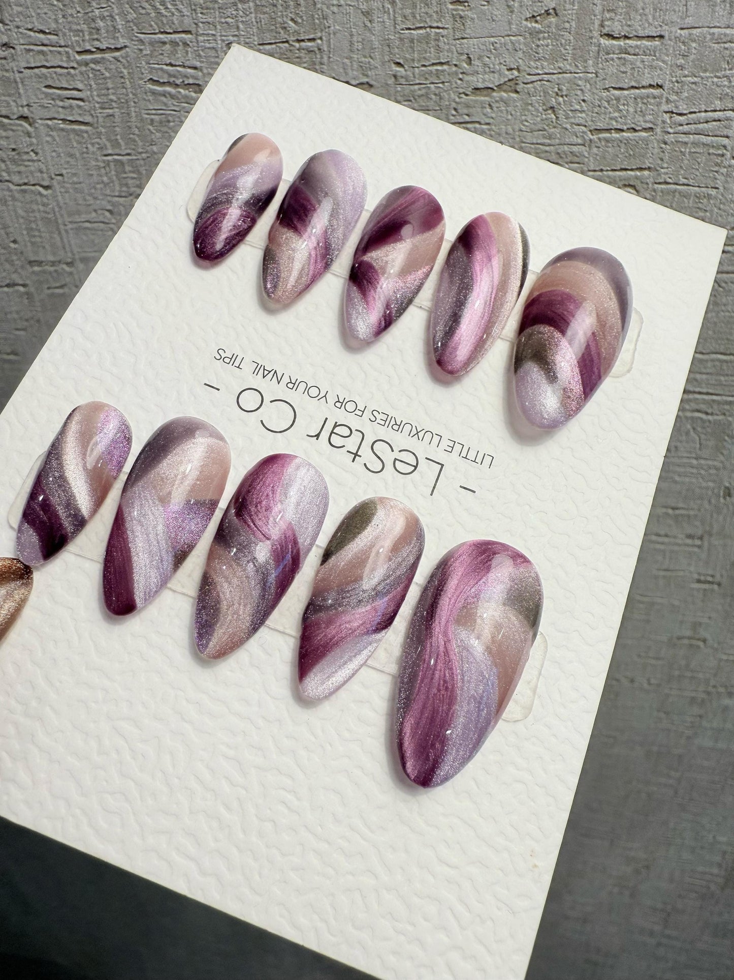 Reusable Amethyst Lilac Cat Eye Swirl | Handmade Press On Gel Nails | 4for3 Timed Offer