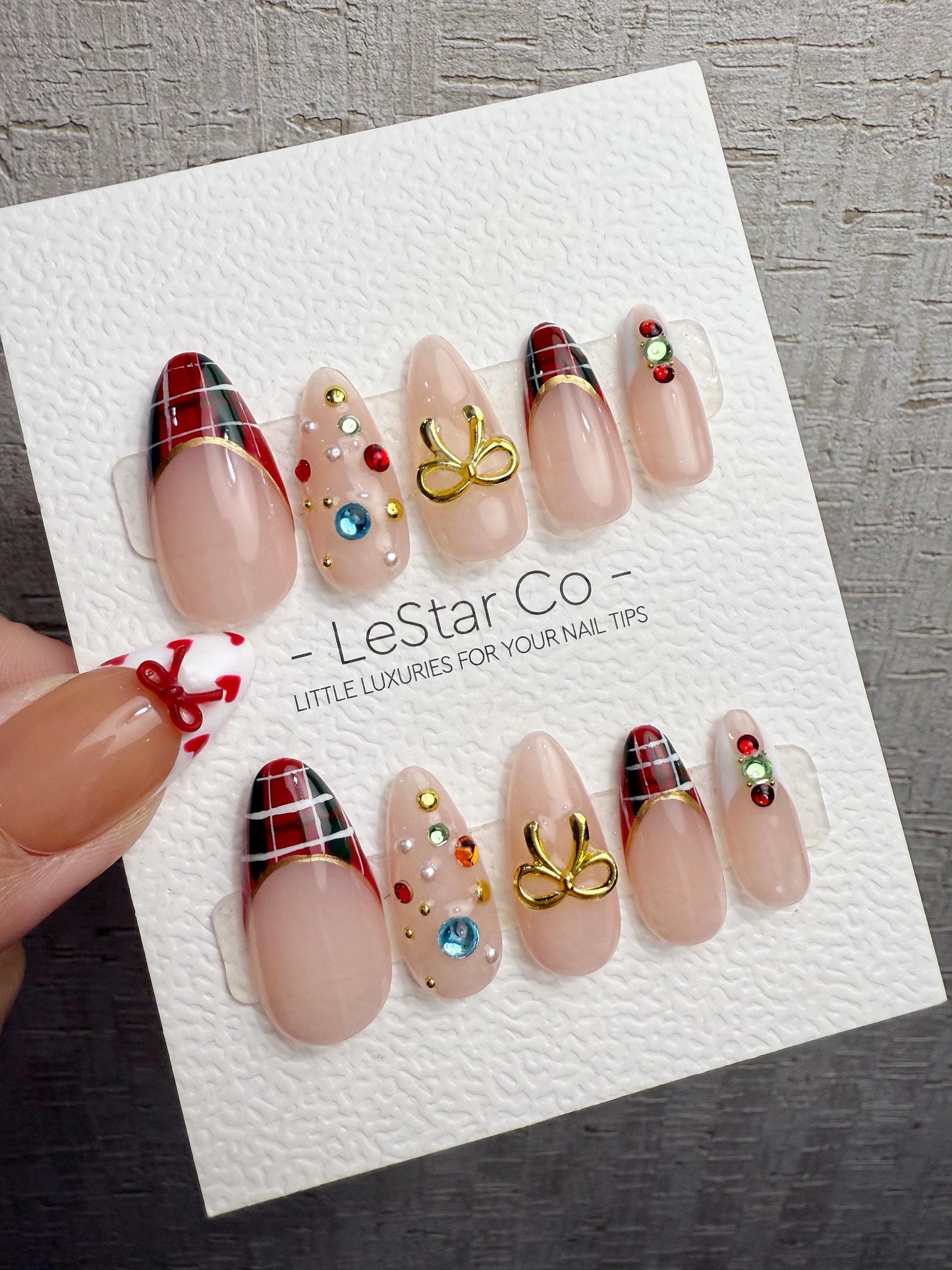 Reusable Christmas Bow Dream | Handmade Press On Gel Acrylic Nails | 4for3 Timed Offer