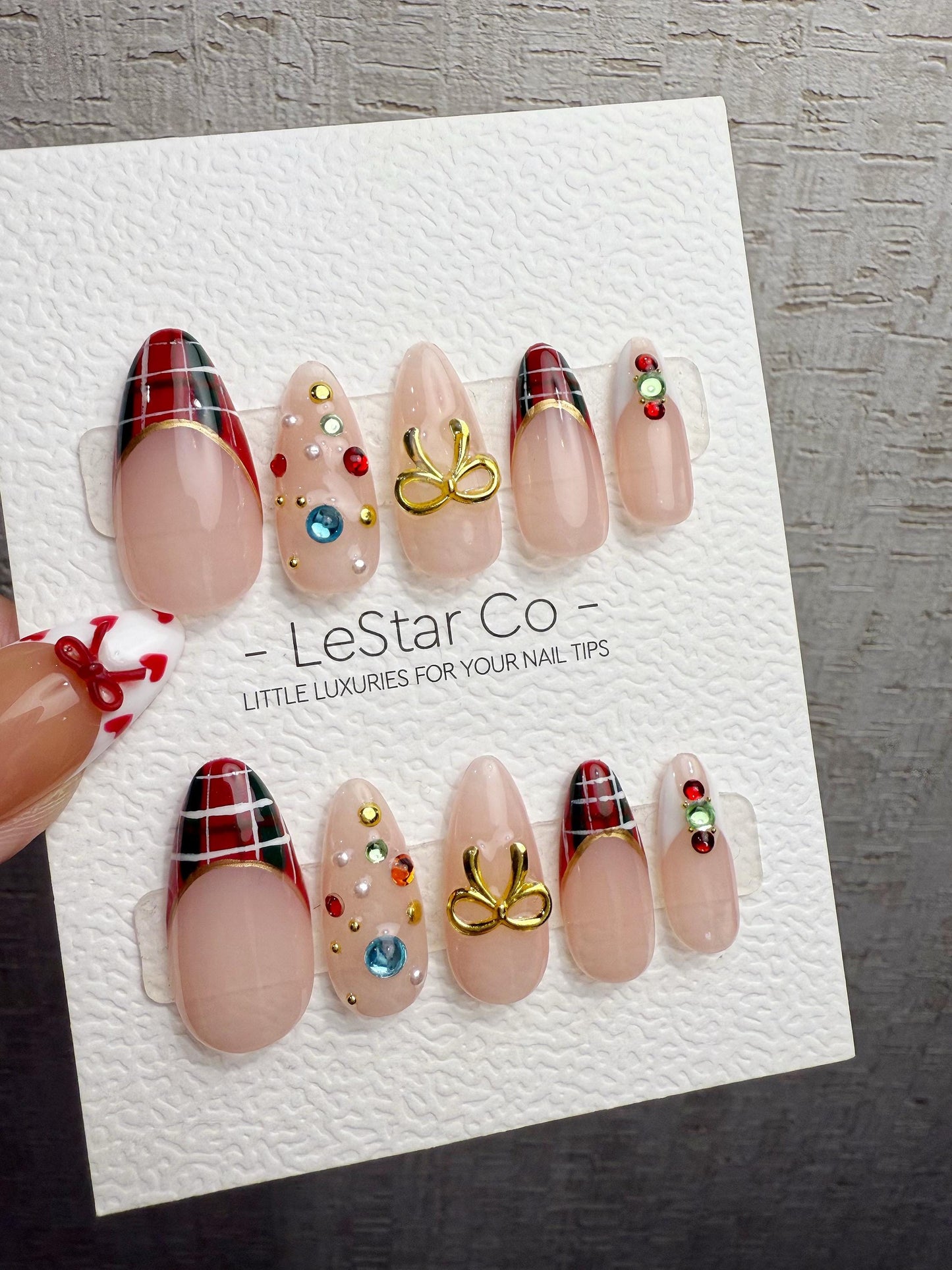 Reusable Christmas Bow Dream | Handmade Press On Gel Acrylic Nails | 4for3 Timed Offer