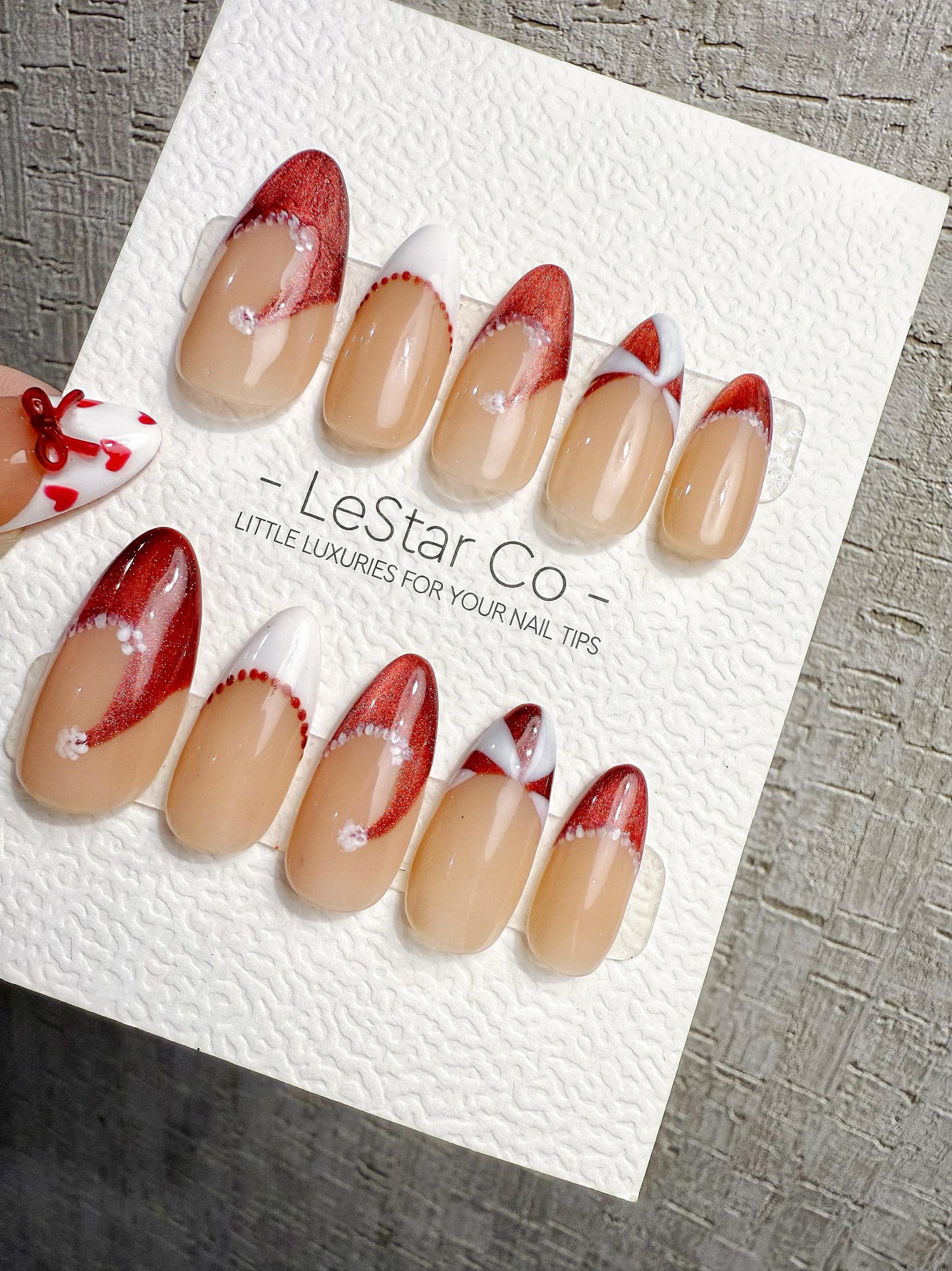 Reusable Christmas Hat Cat Eye | Handmade Press On Gel Acrylic Nails | 4for3 Timed Offer