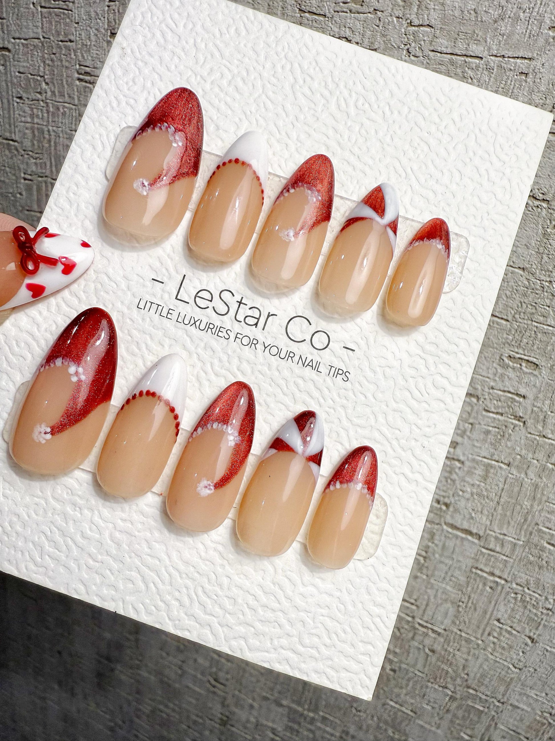 Reusable Christmas Hat Cat Eye | Handmade Press On Gel Acrylic Nails | 4for3 Timed Offer