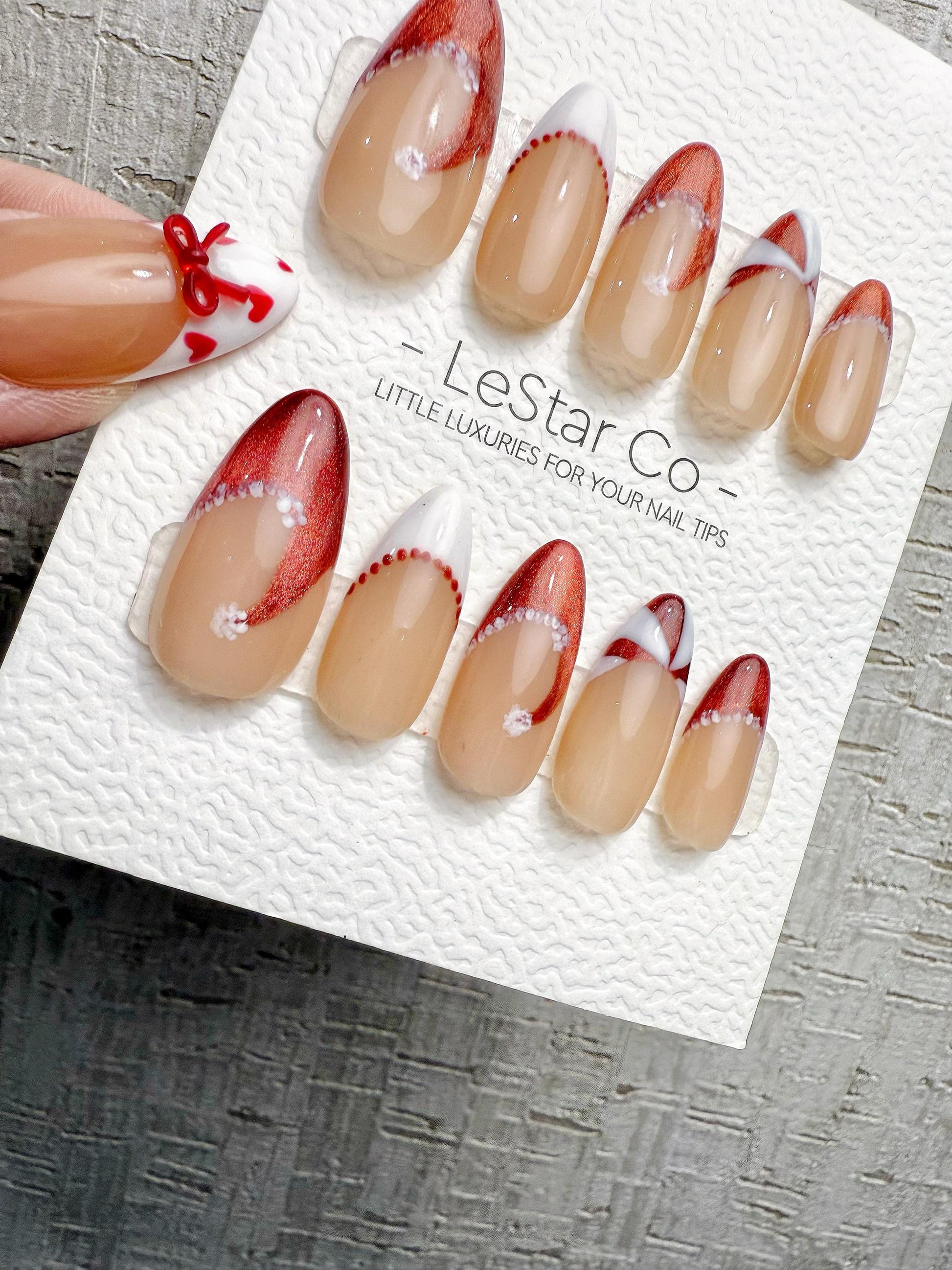 Reusable Christmas Hat Cat Eye | Handmade Press On Gel Acrylic Nails | 4for3 Timed Offer