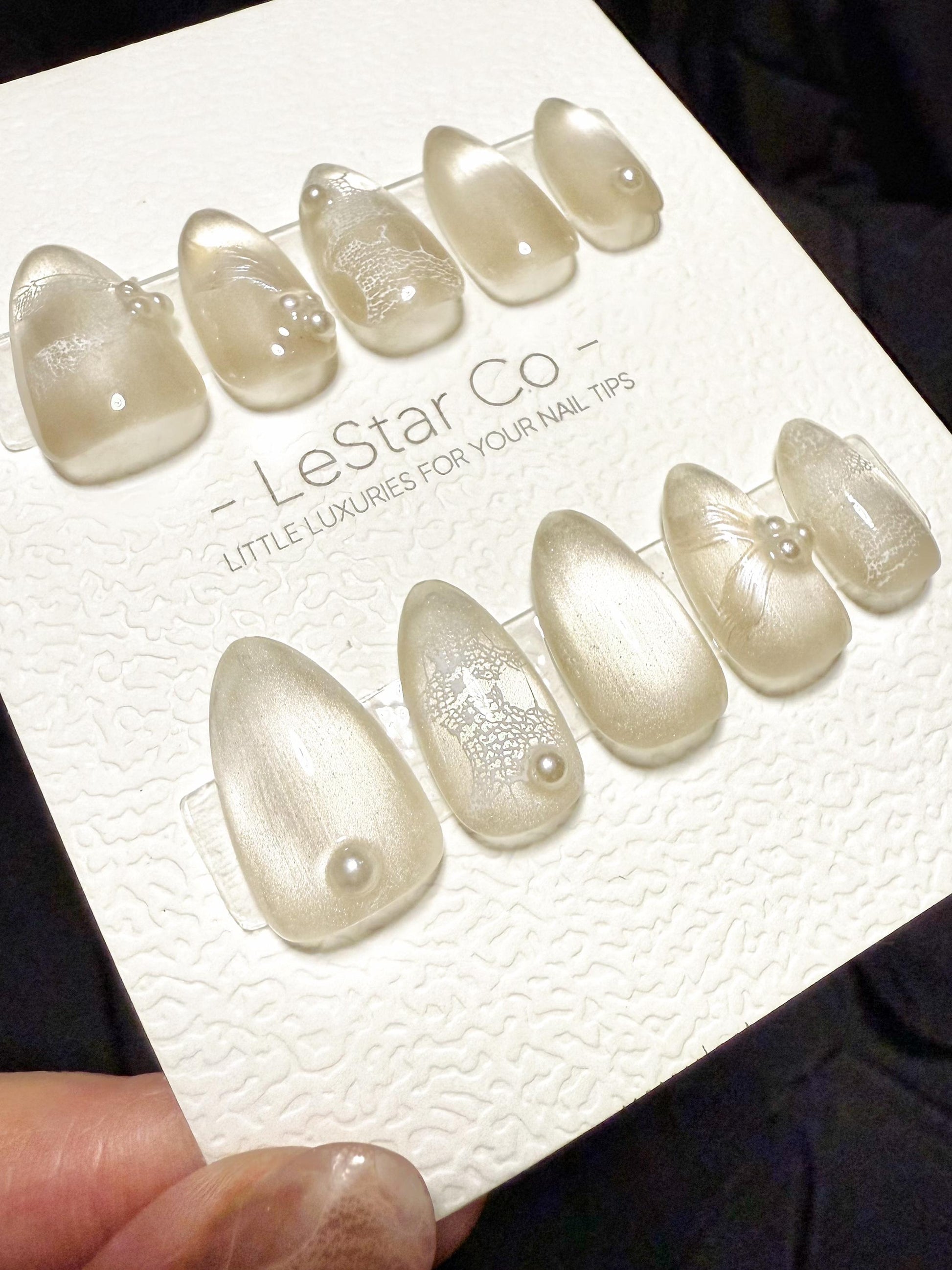 Reusable Ivory Gracer Cat Eye| Handmade Press On Gel Acrylic Nails | 4for3 Timed Offer