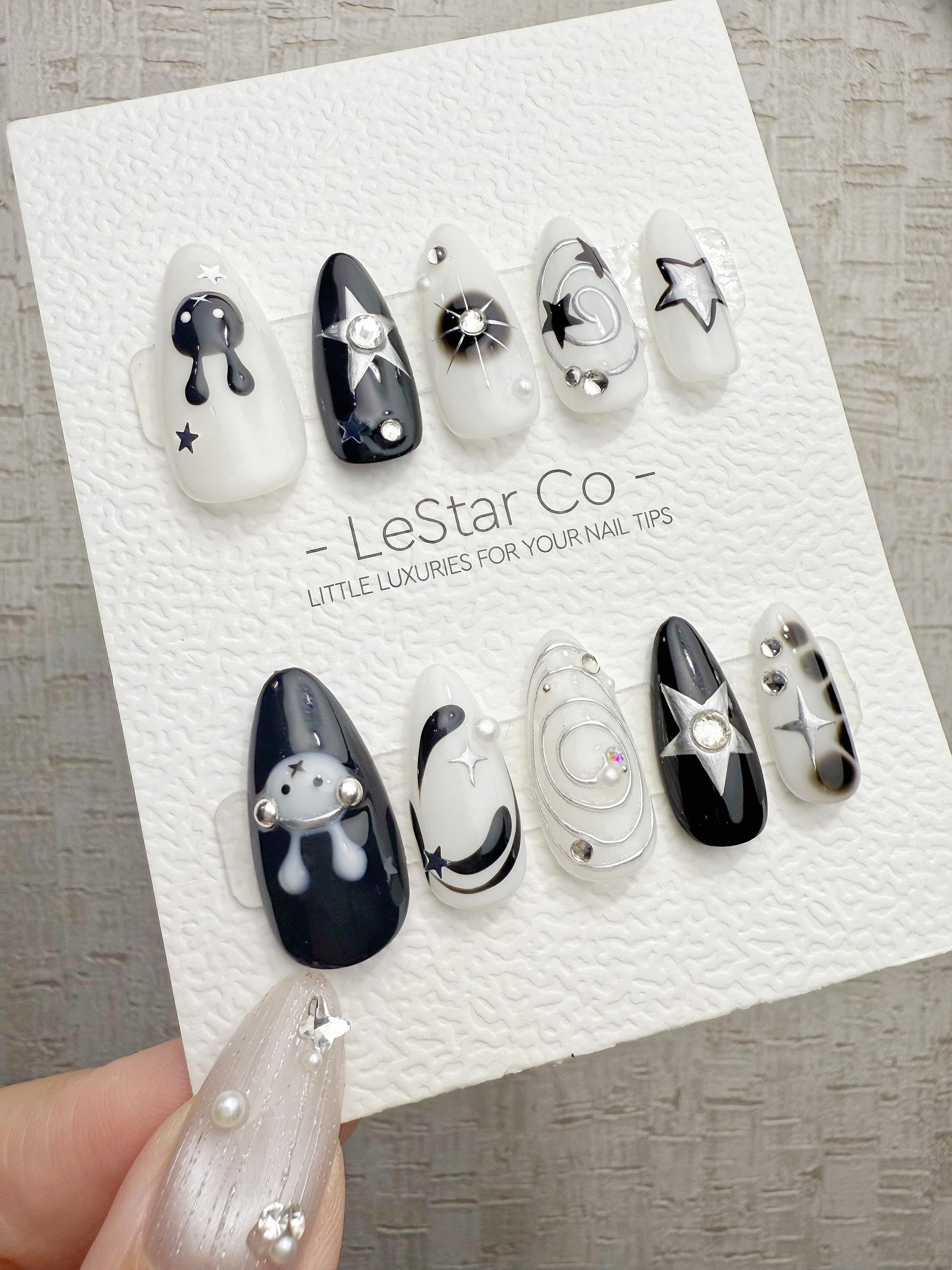 Reusable Rock Bunny | Handmade Press On Gel Acrylic Nails | 4for3 Timed Offer