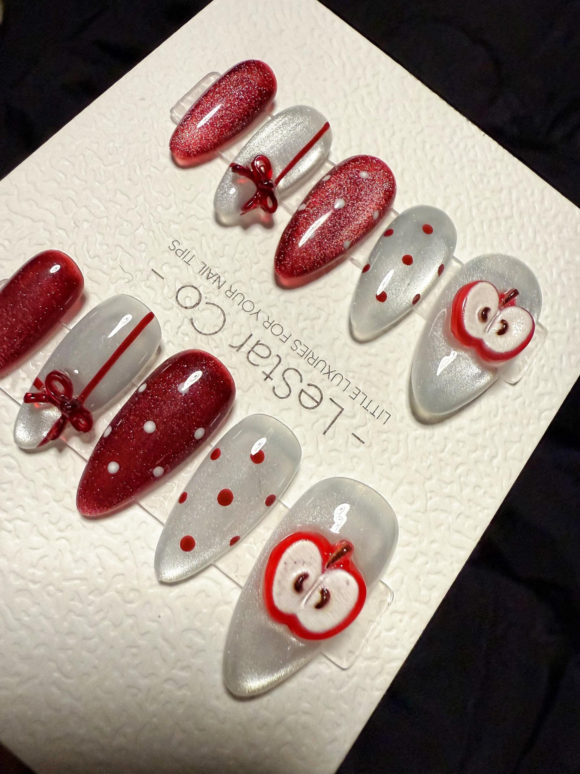 Reusable Snow Apple Dream | Handmade Press On Gel Acrylic Nails | 4for3 Timed Offer