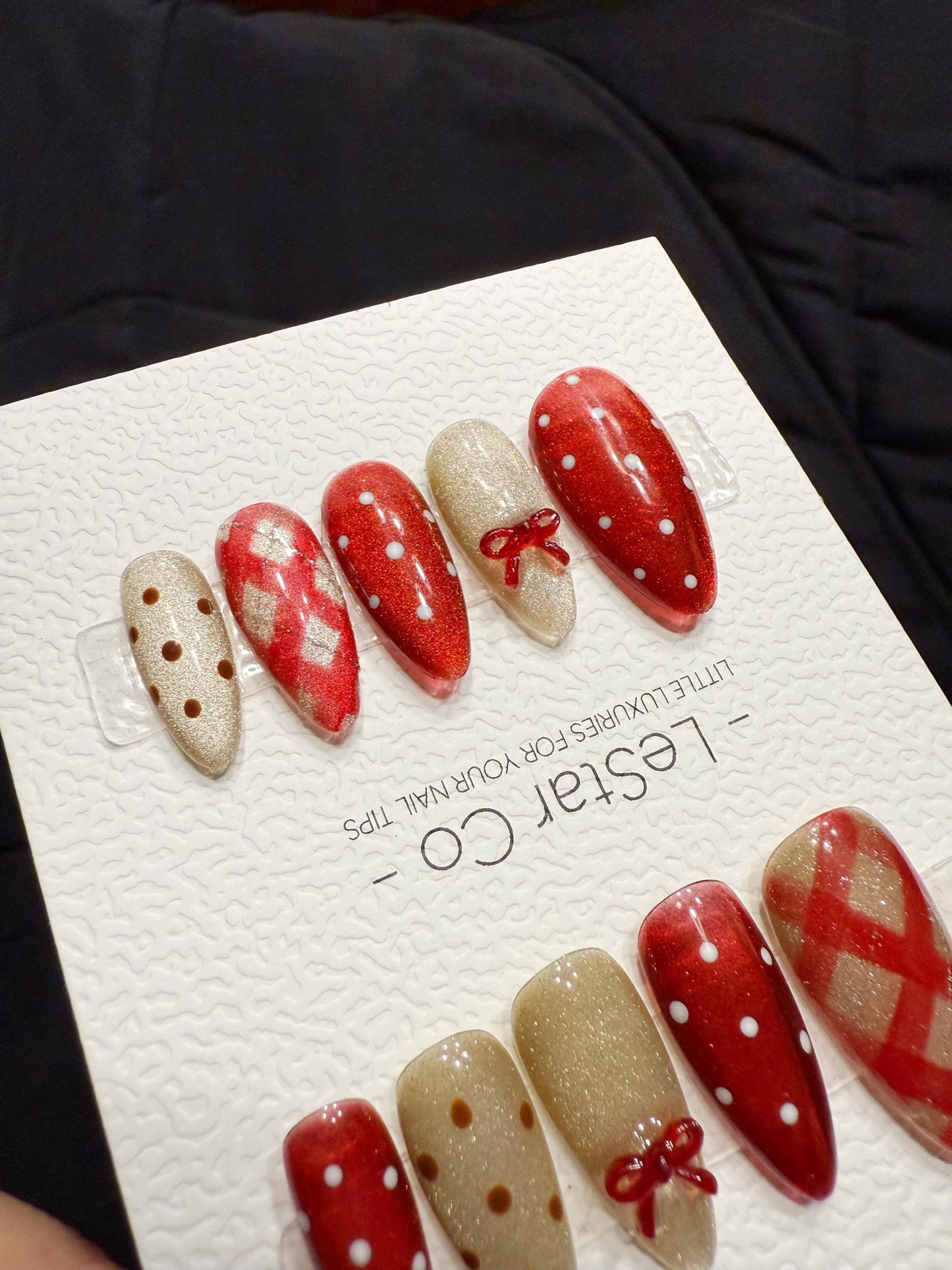 Reusable Holidy Gift Wrap | Handmade Press On Gel Acrylic Nails | 4for3 Timed Offer