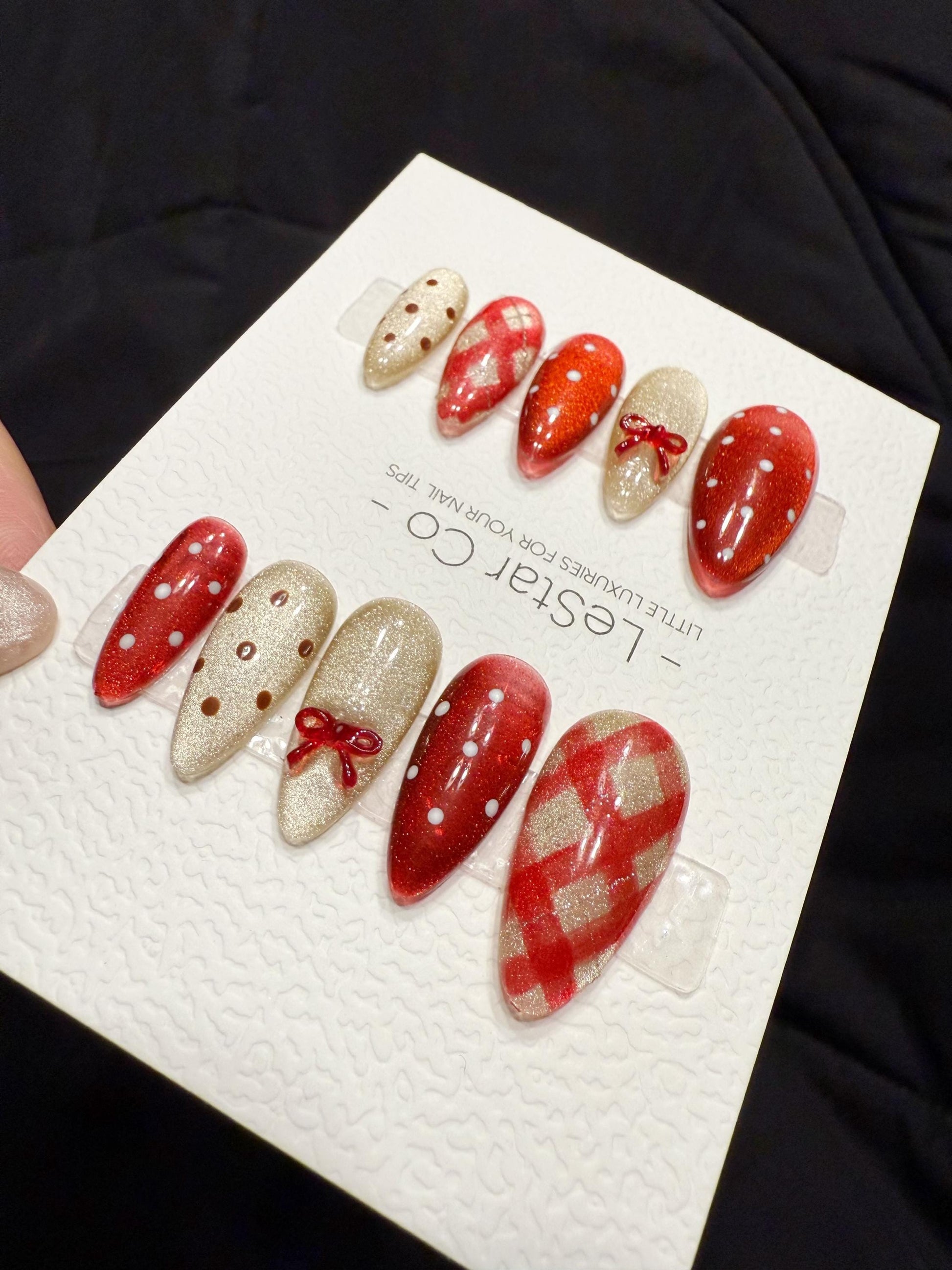 Reusable Holidy Gift Wrap | Handmade Press On Gel Acrylic Nails | 4for3 Timed Offer