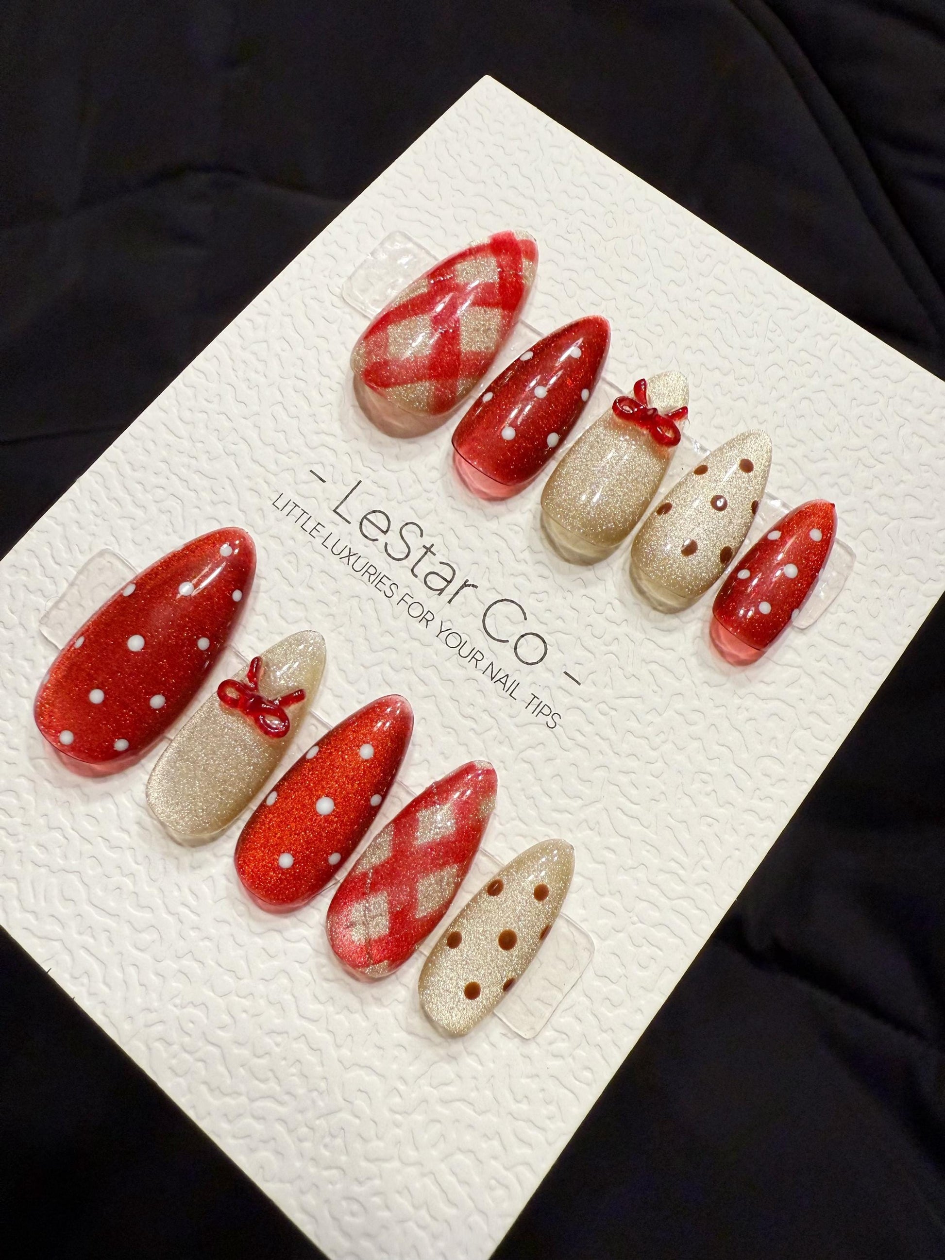 Reusable Holidy Gift Wrap | Handmade Press On Gel Acrylic Nails | 4for3 Timed Offer