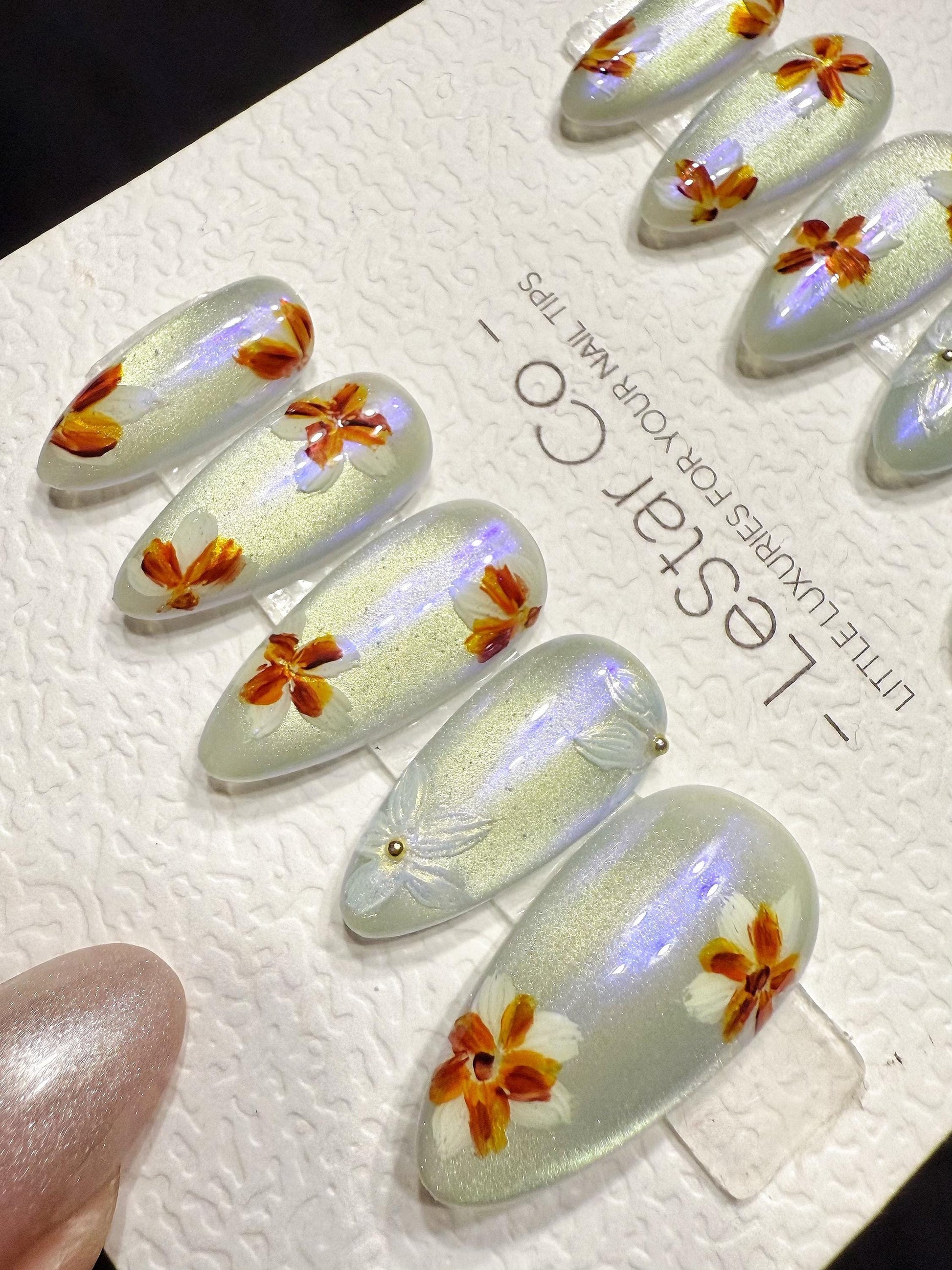 Reusable Aurora Garden Bloom Cat Eye | Handmade Press On Gel Nails
