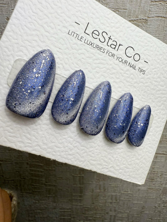 Reusable Ice Nebula Glow Cat Eye | Handmade Press On Gel Acrylic Nails