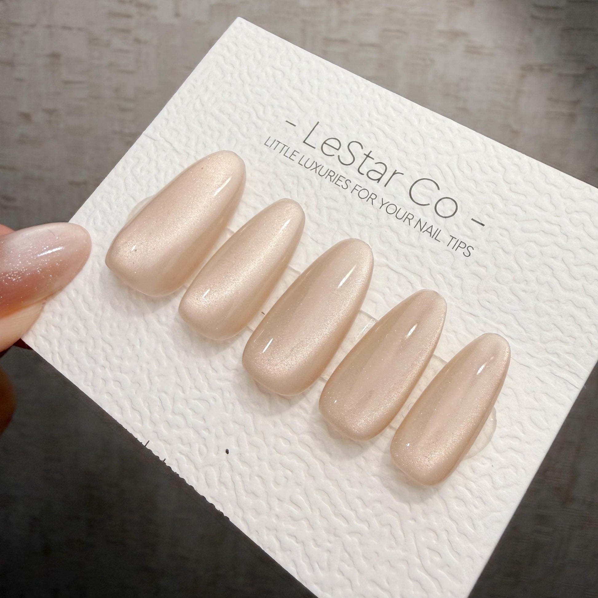 Handmade Silk Cashmere Cat Eye Gel Press On Nails – Reusable, Customizable Manicure