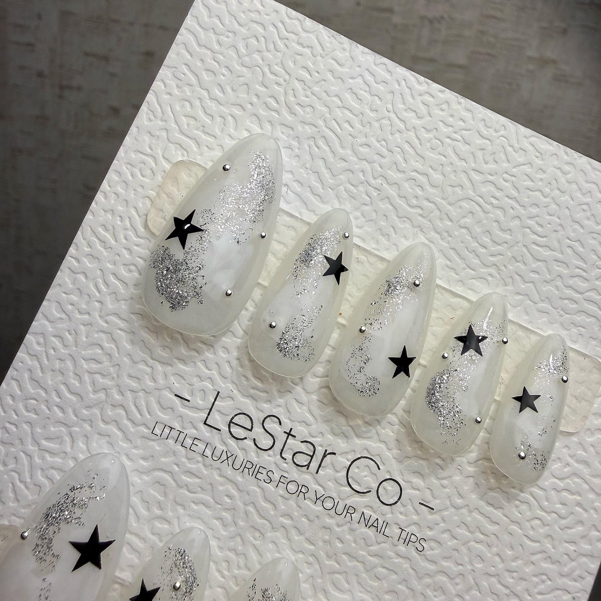 Handmade Frosted Cosmos Press On Nails – Gel Acrylic Manicure