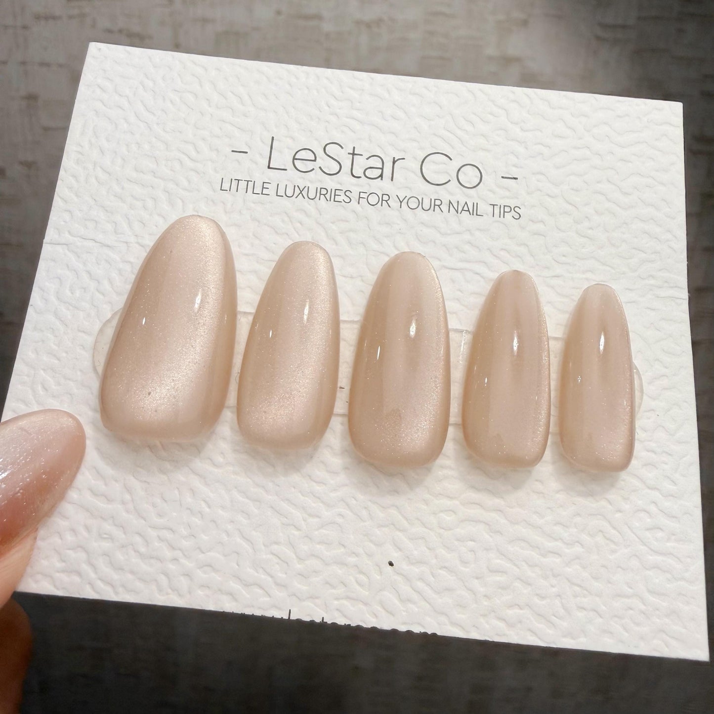 Handmade Silk Cashmere Cat Eye Gel Press On Nails – Reusable, Customizable Manicure